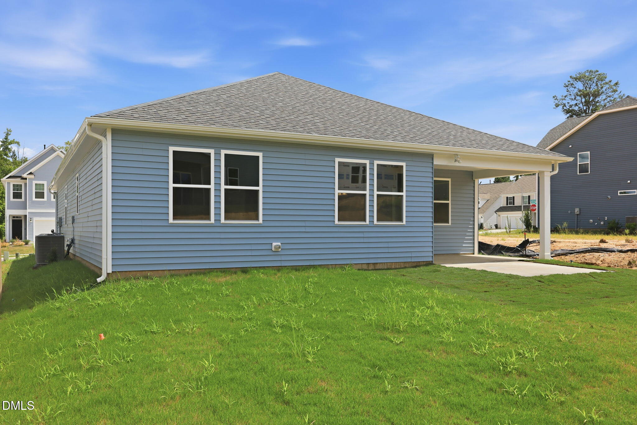 main property photo 33