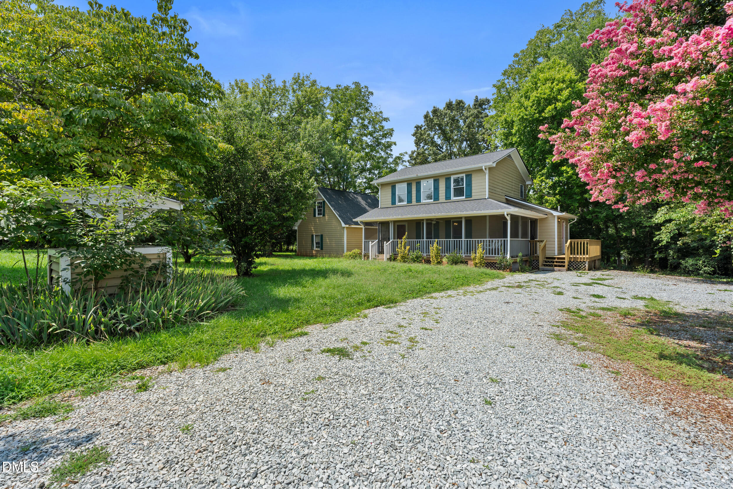 main property photo 13