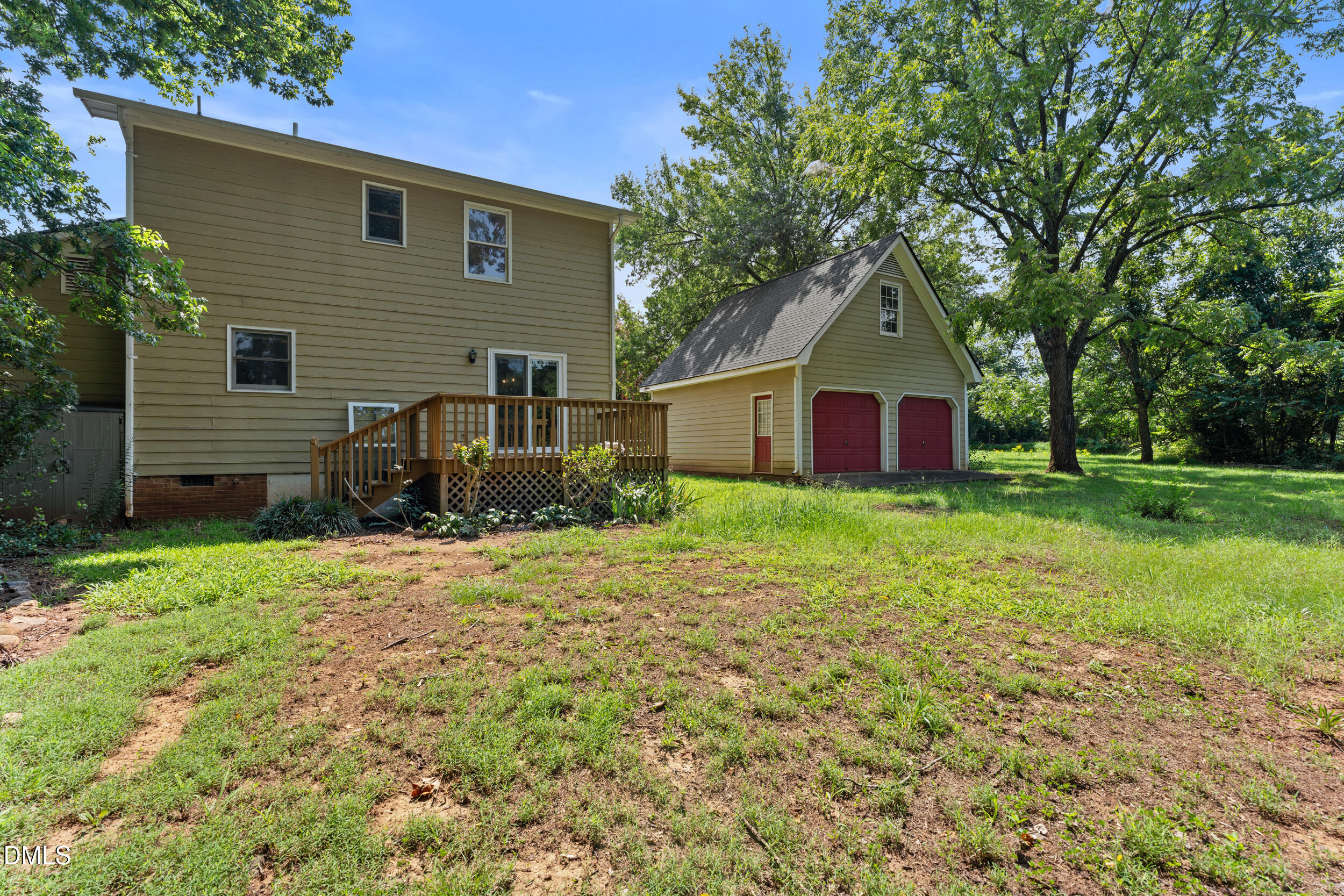 main property photo 49