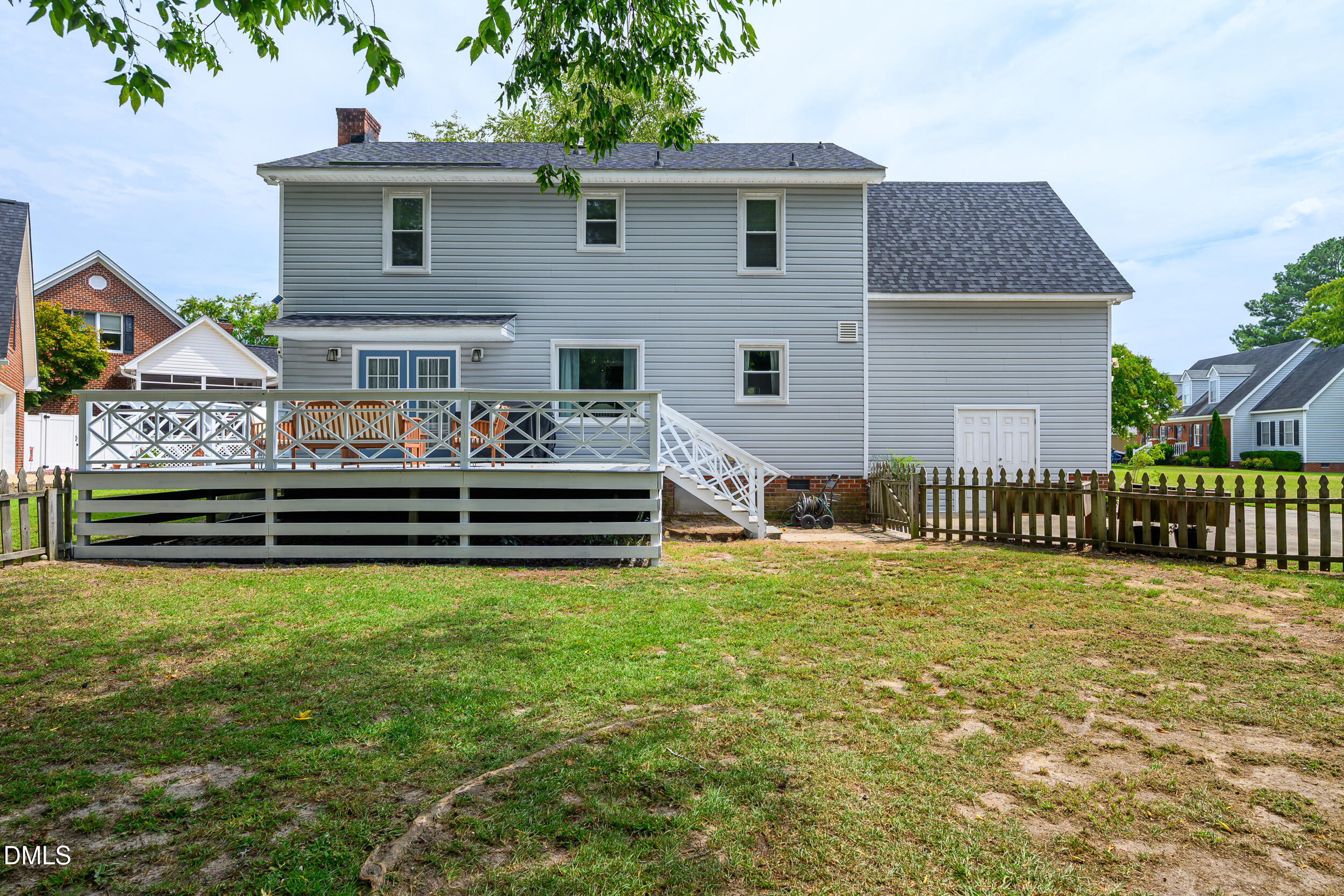 main property photo 35