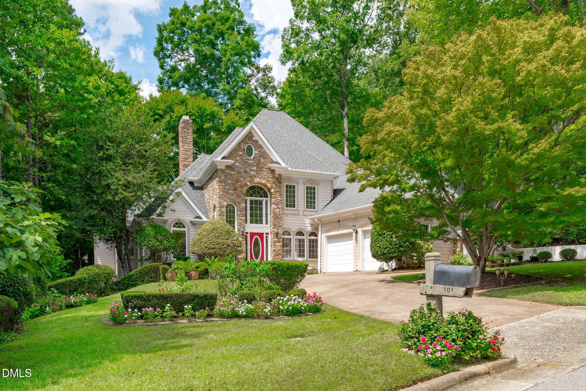 main property photo 1