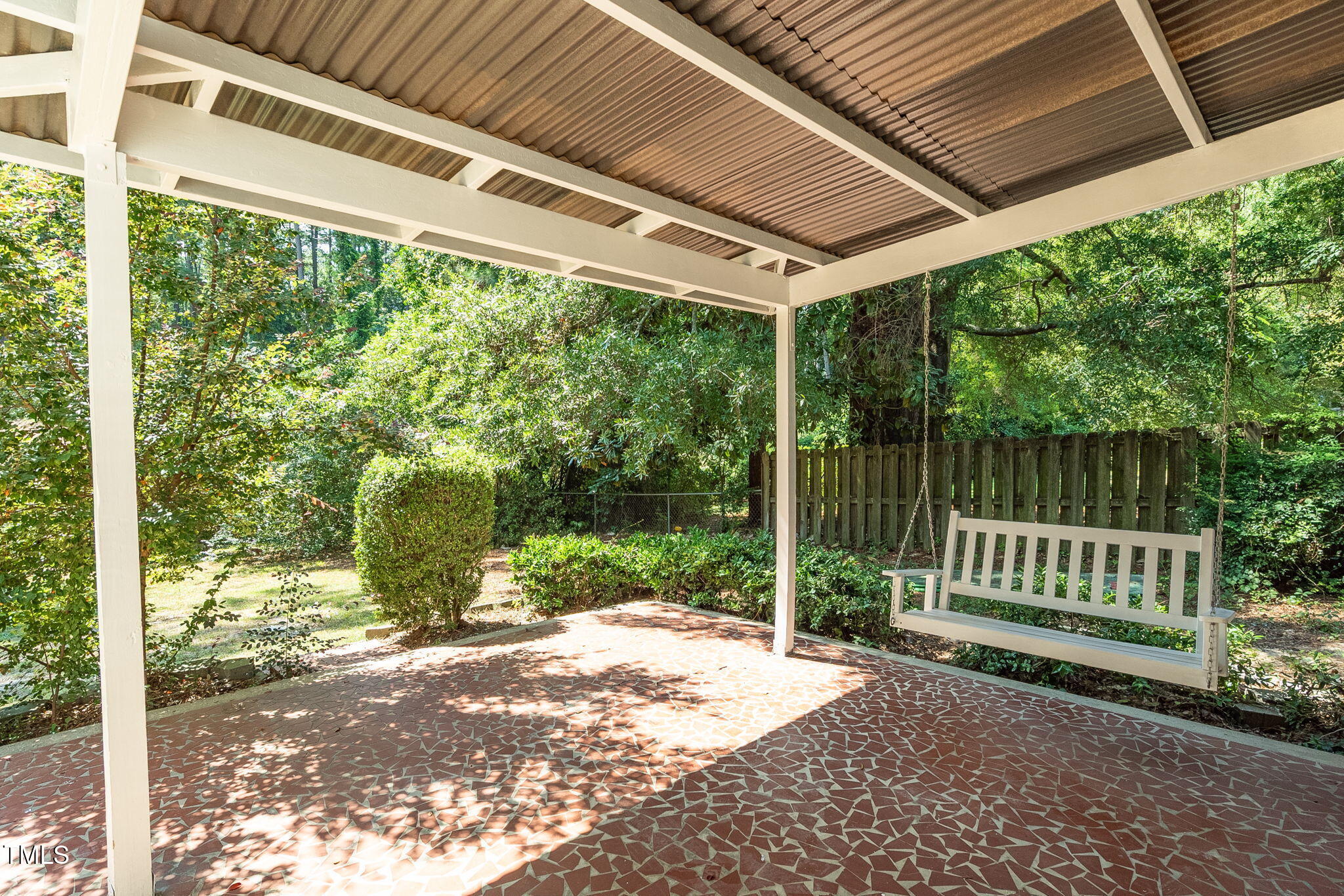 main property photo 24