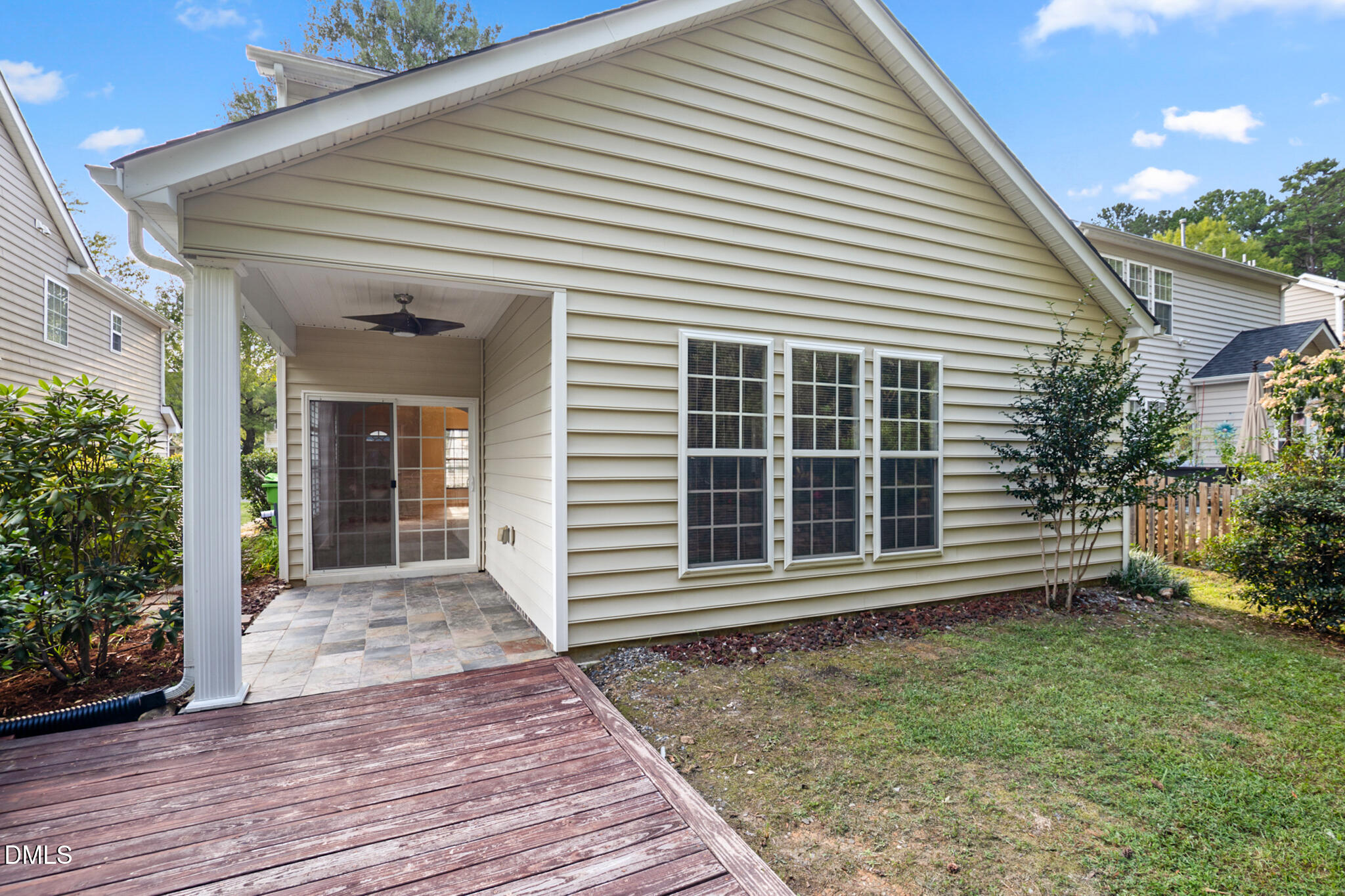 main property photo 27