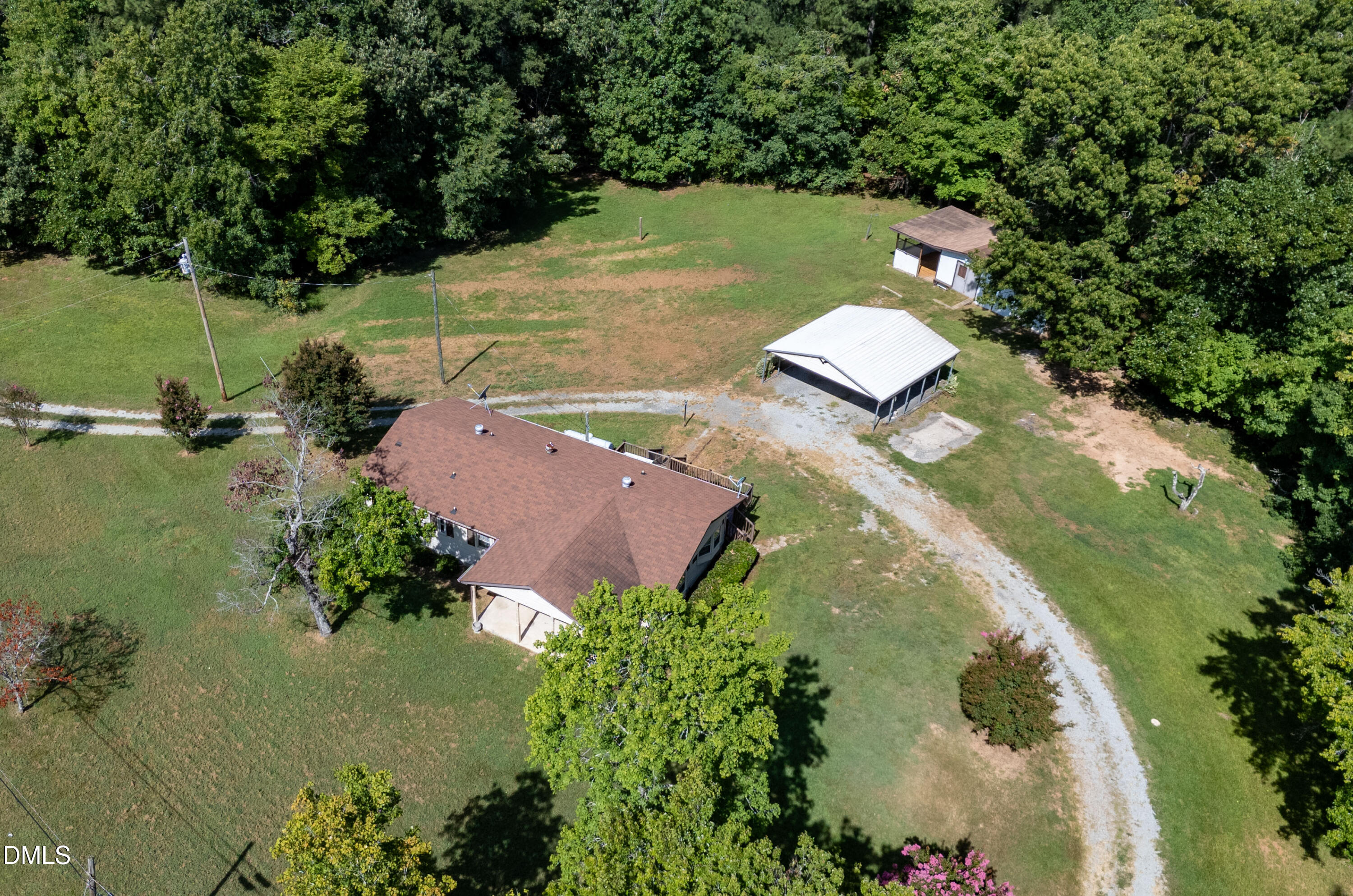 main property photo 34
