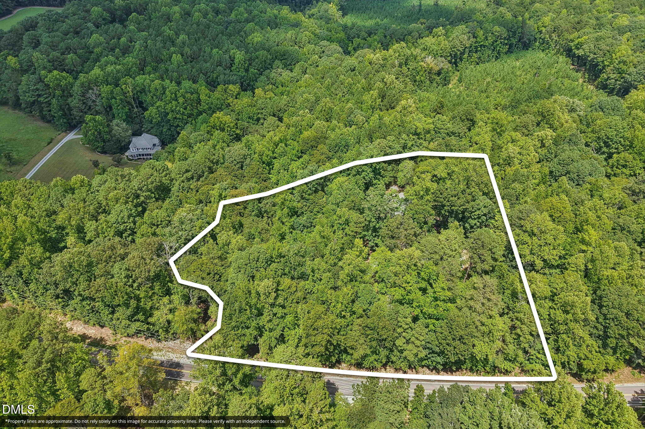 main property photo 3