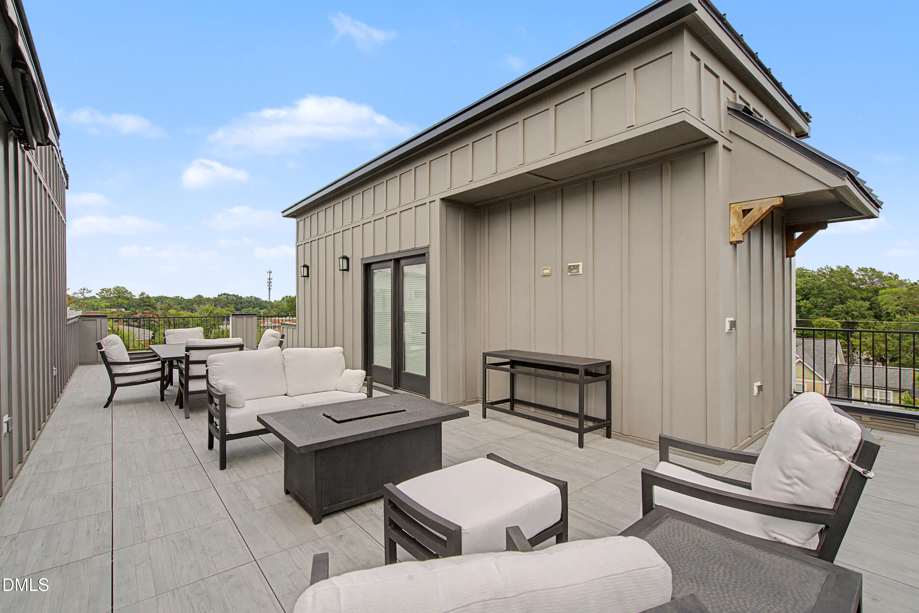 main property photo 53