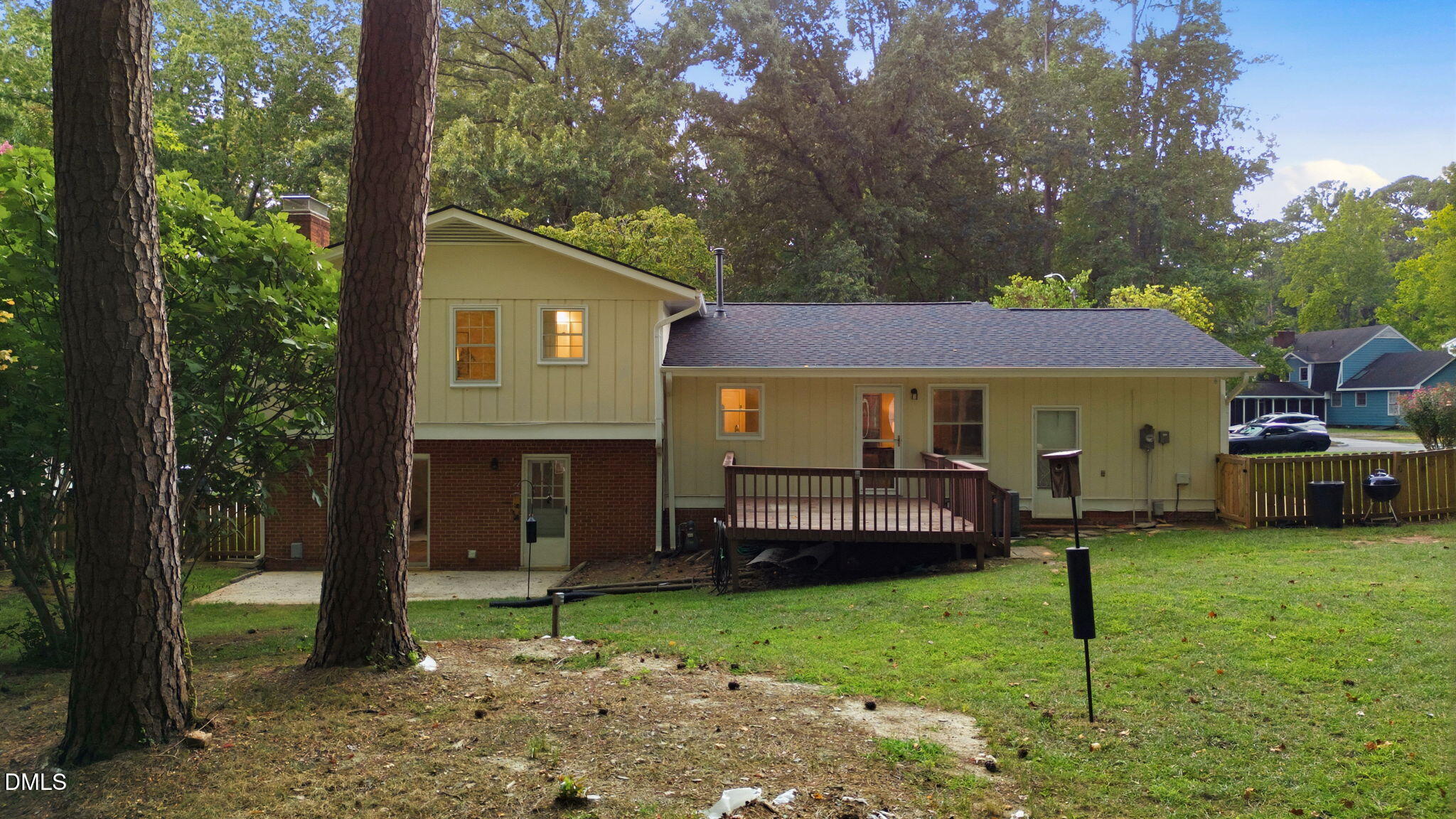 main property photo 31