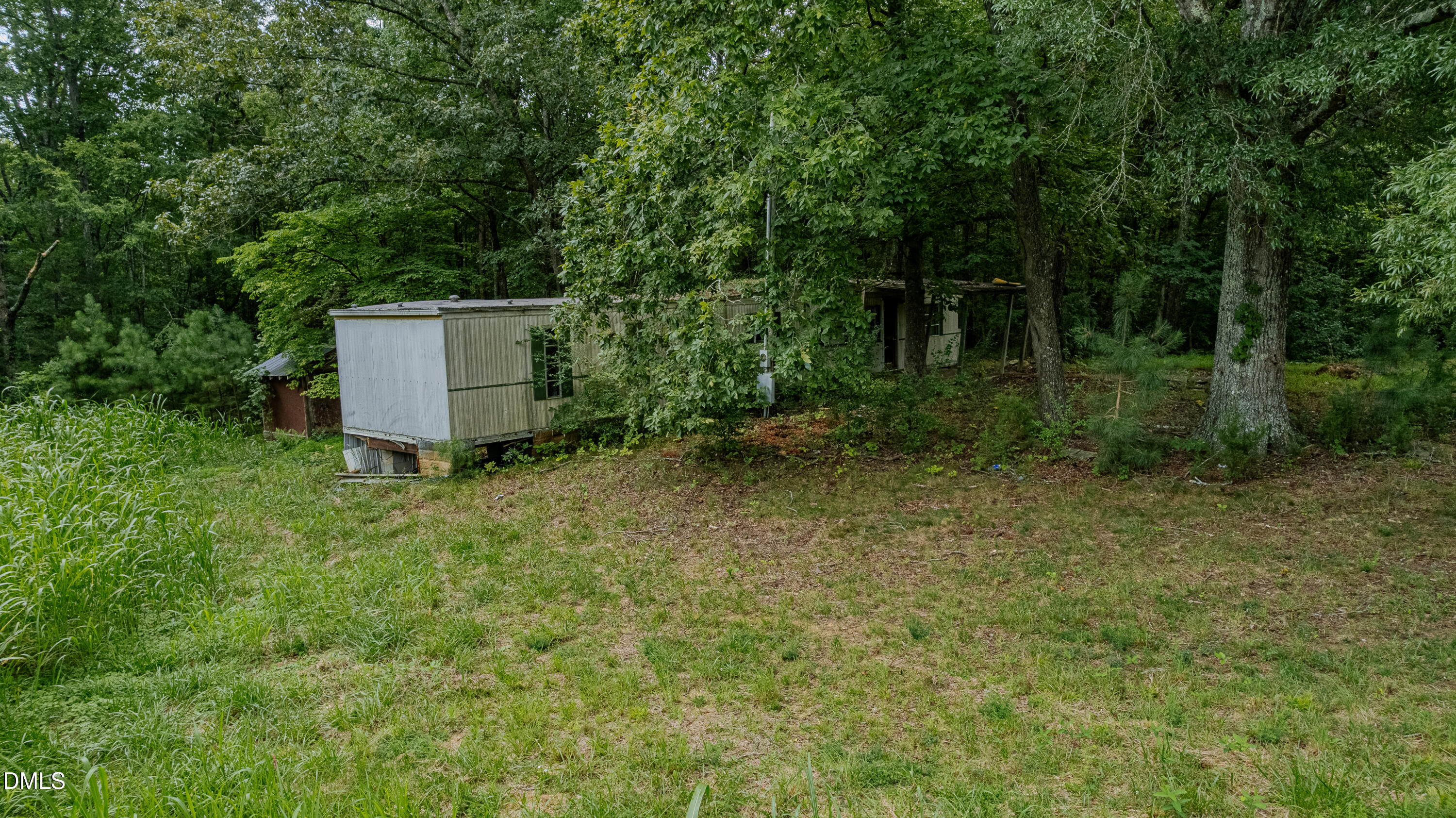 main property photo 5