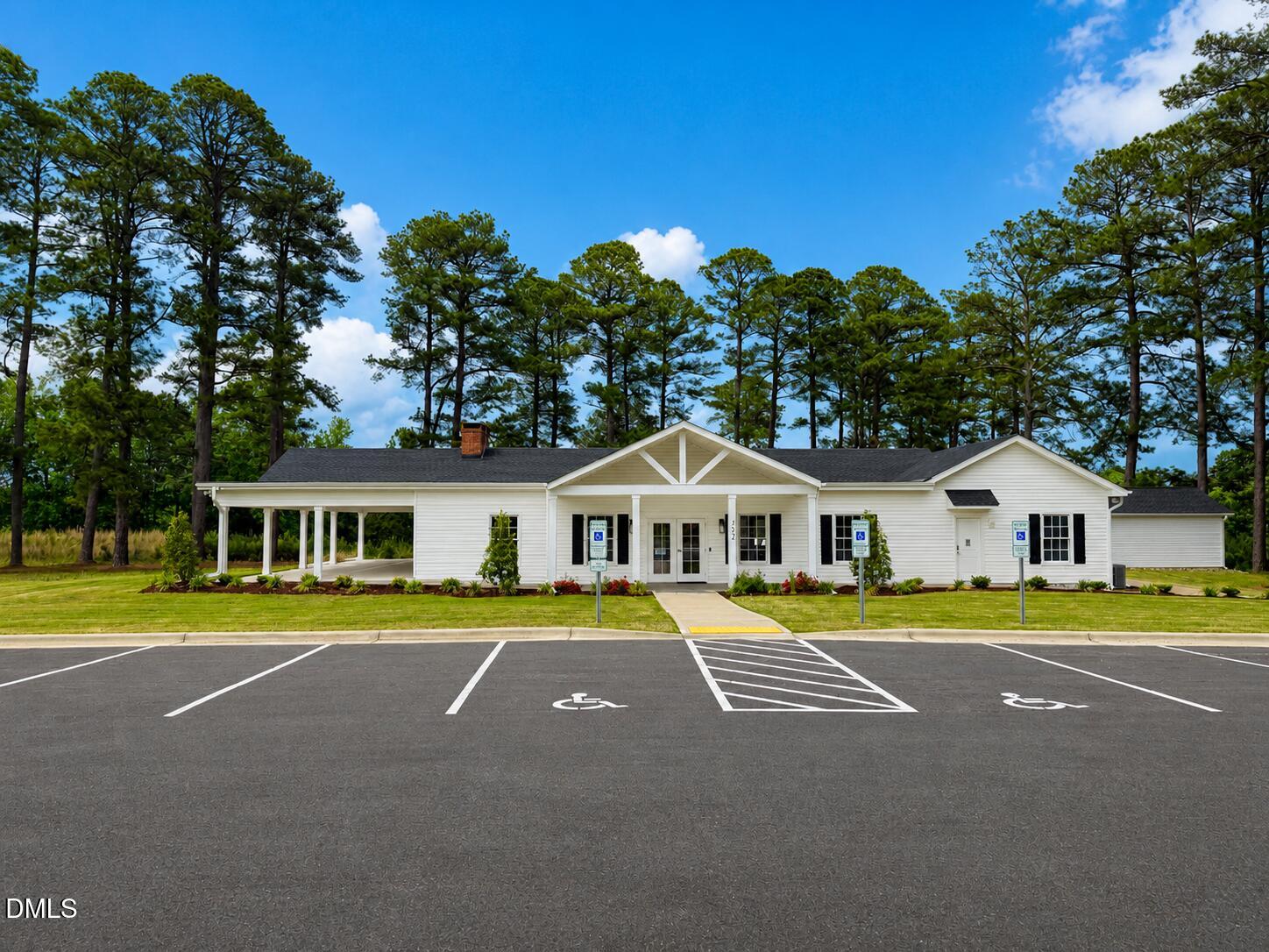 main property photo 25