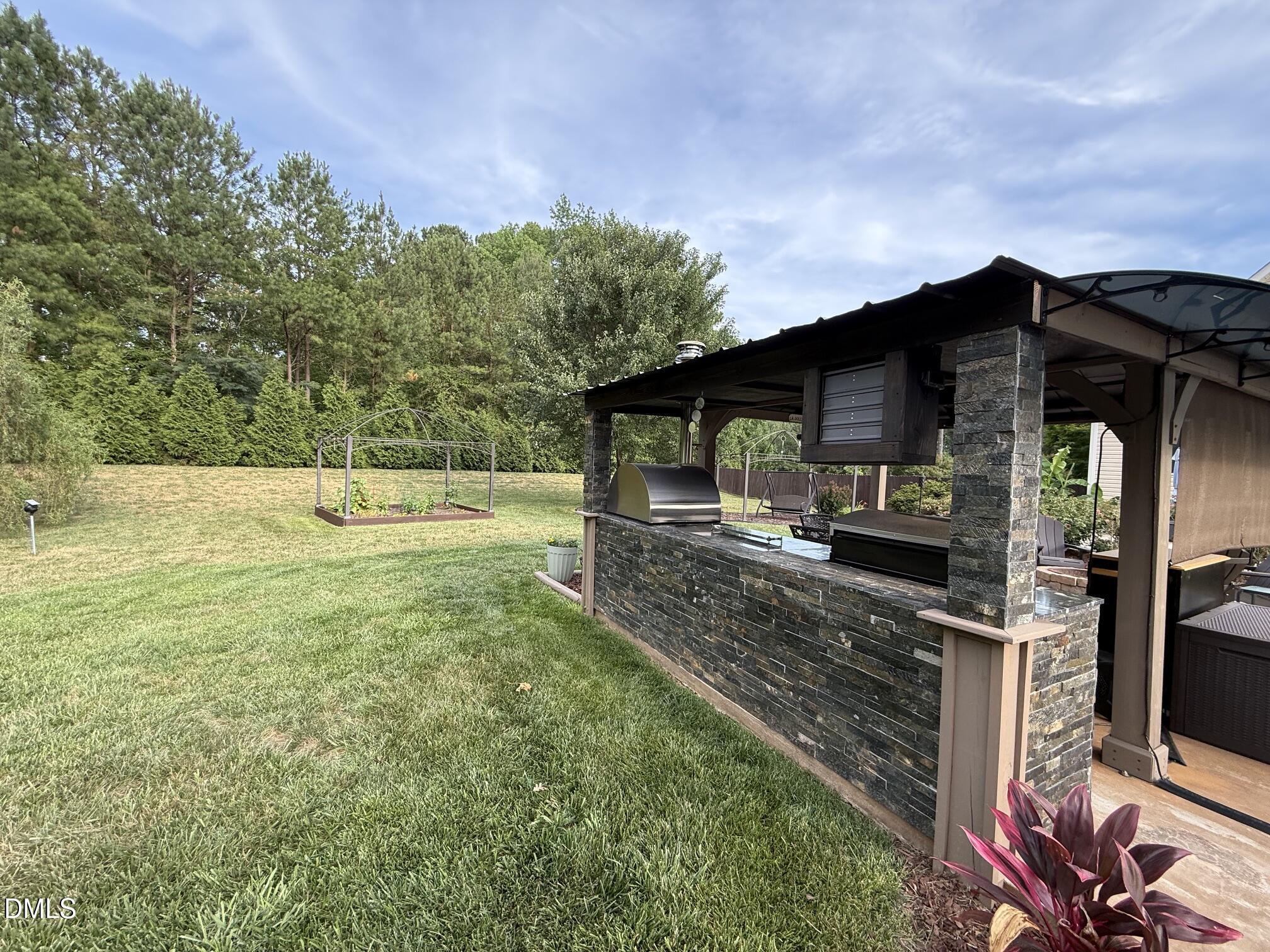 main property photo 46