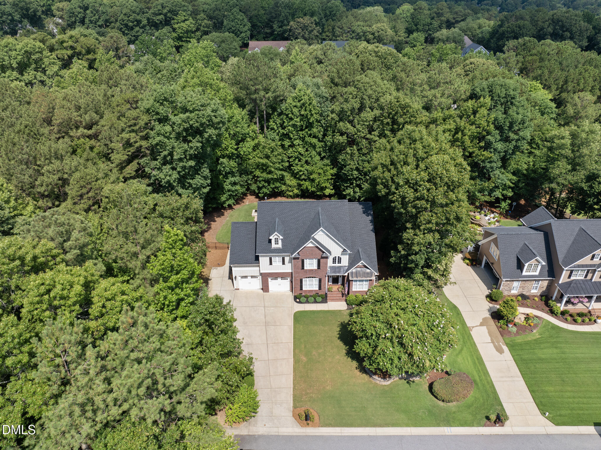 main property photo 36