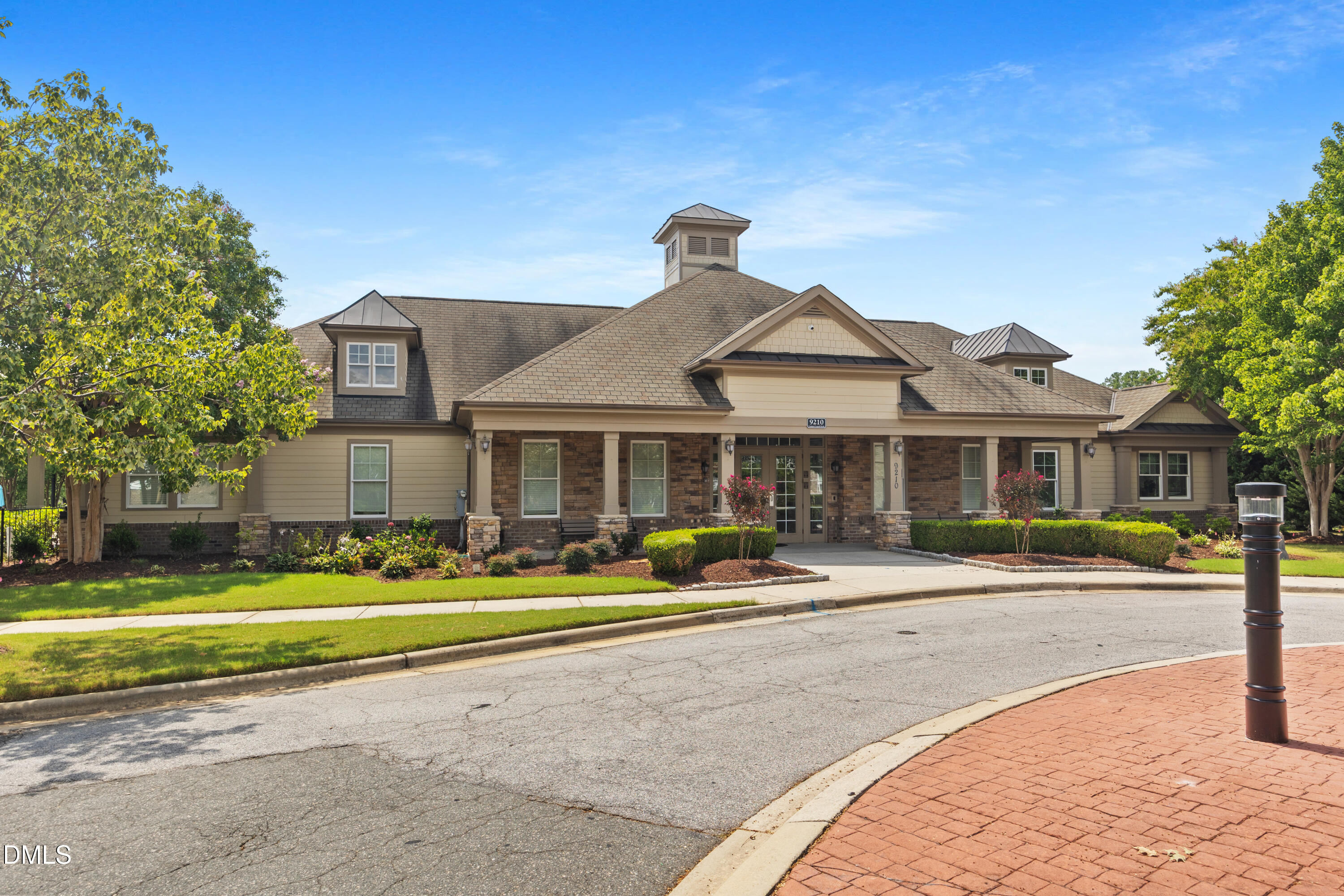 main property photo 43