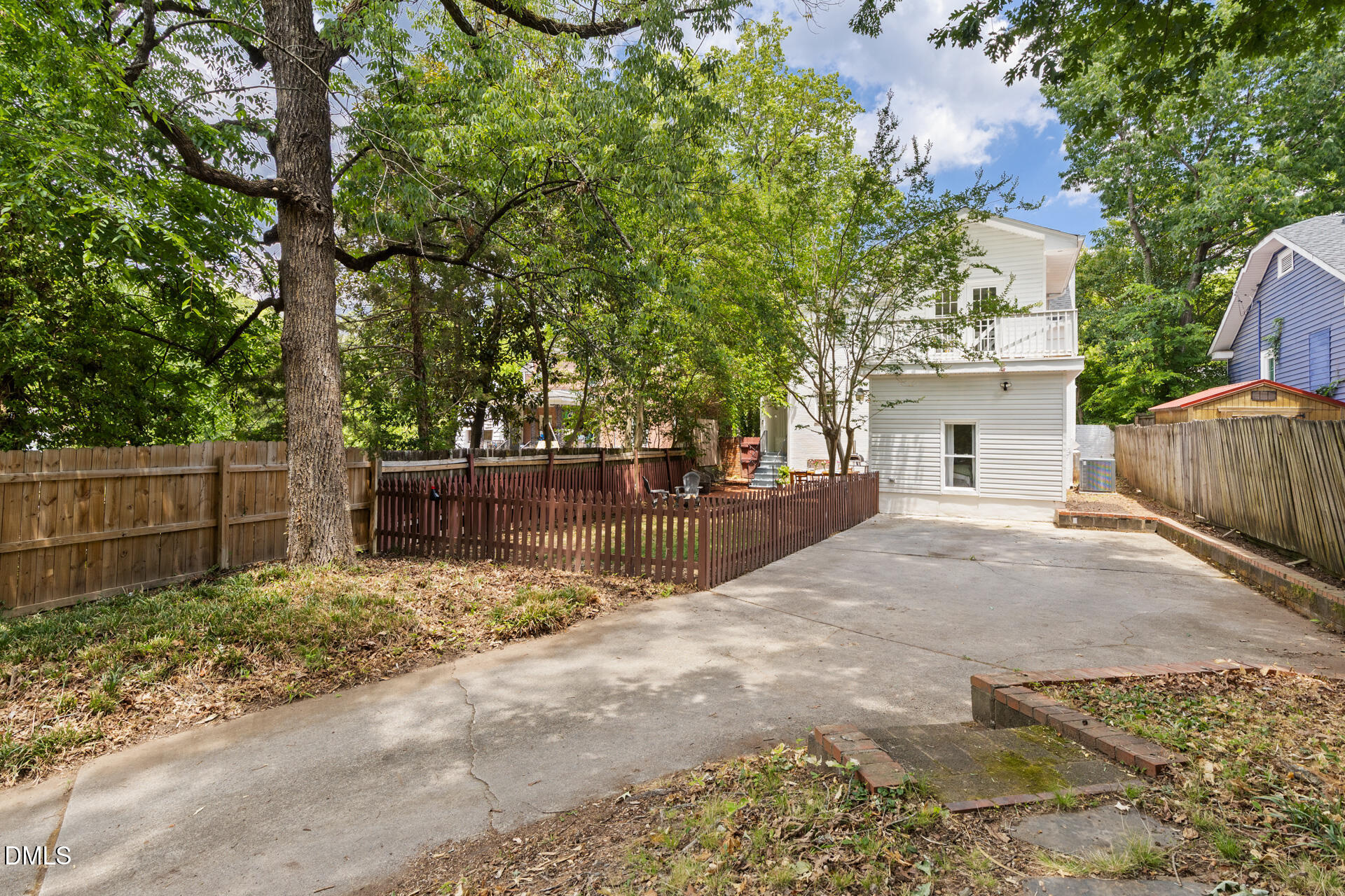 main property photo 46