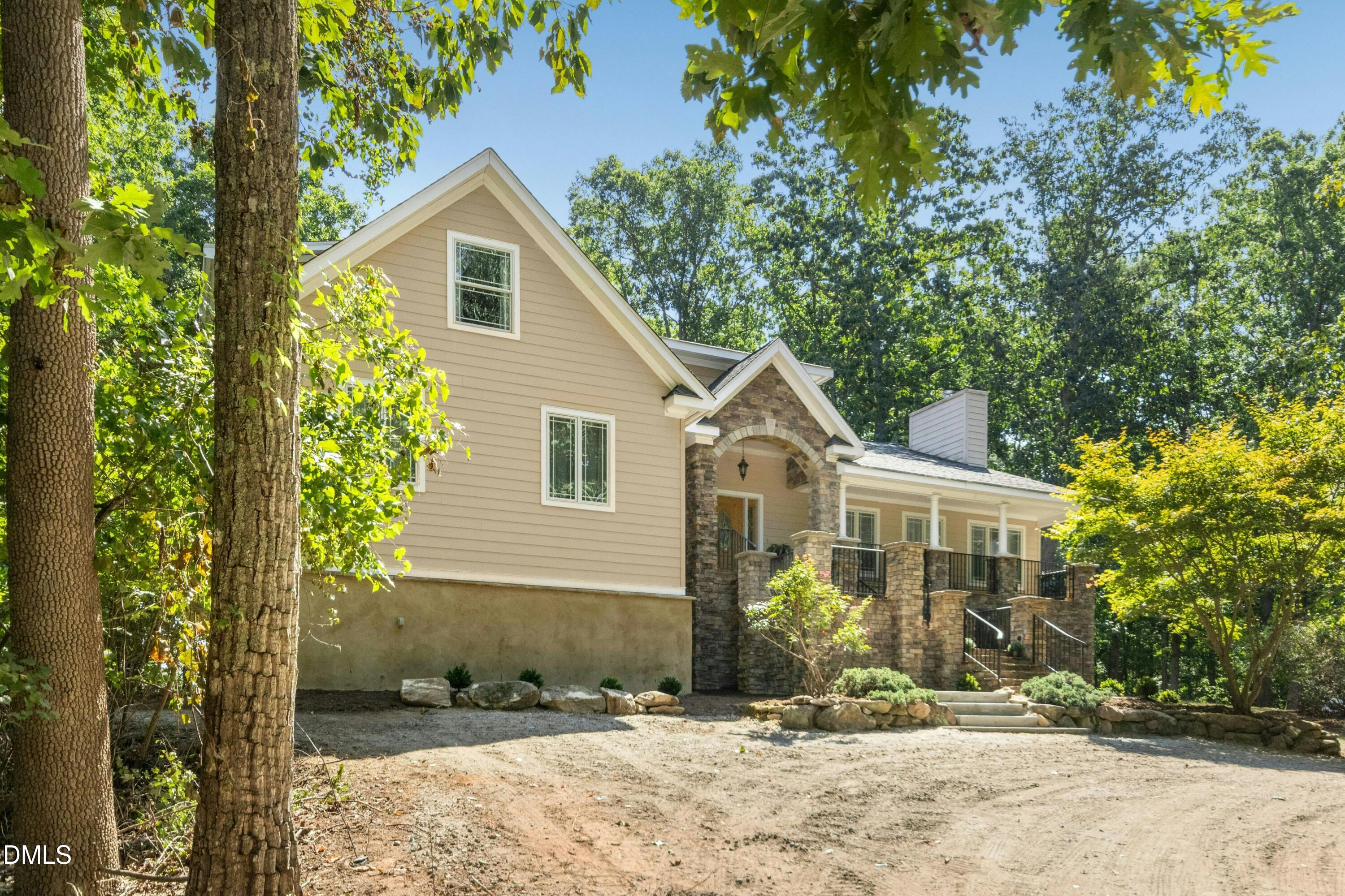 main property photo 44