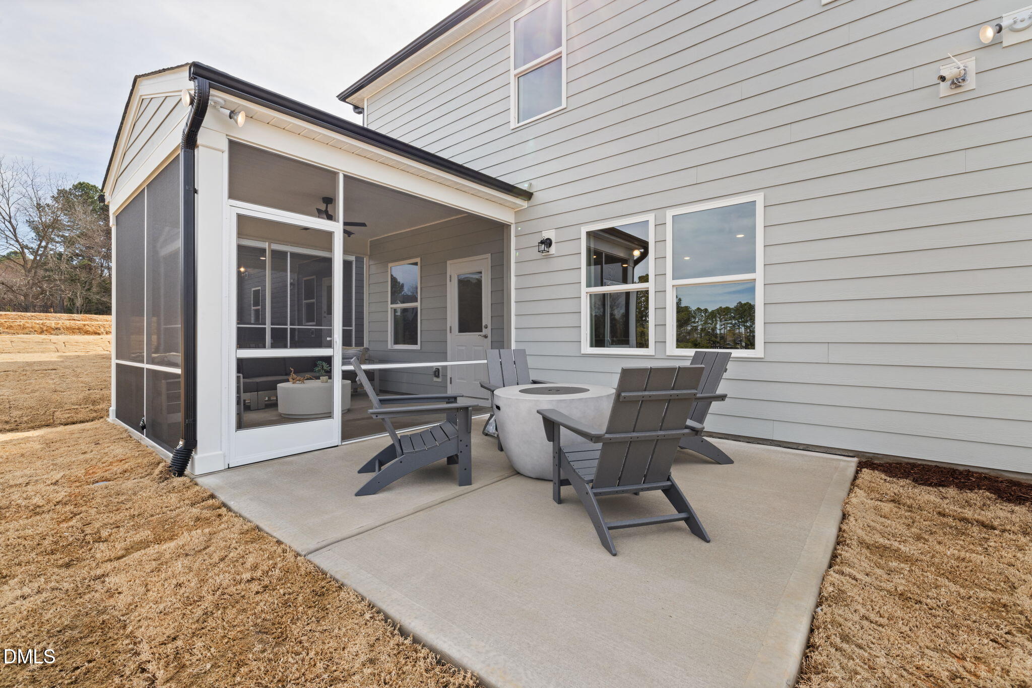main property photo 20