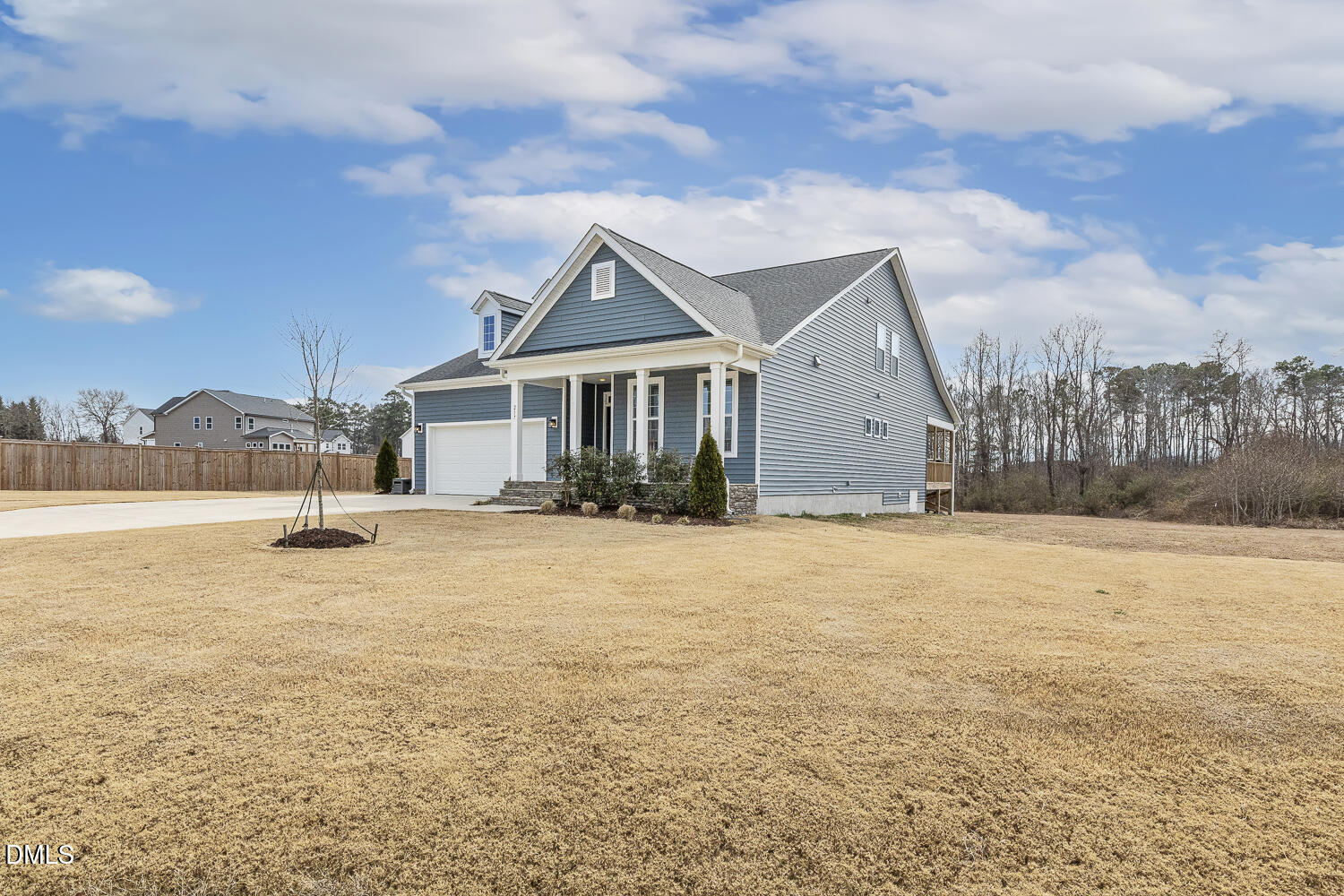 main property photo 3