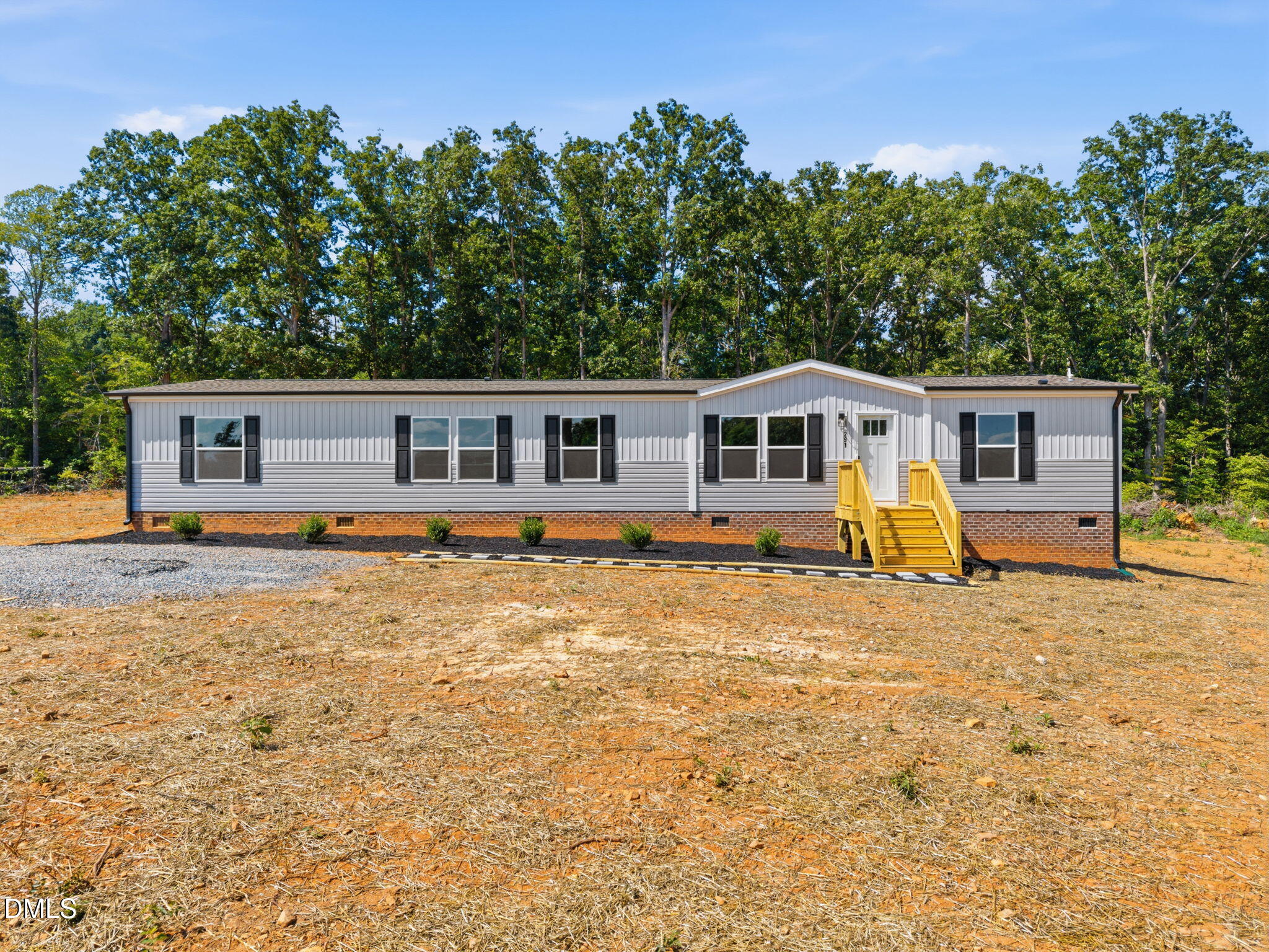 main property photo 0