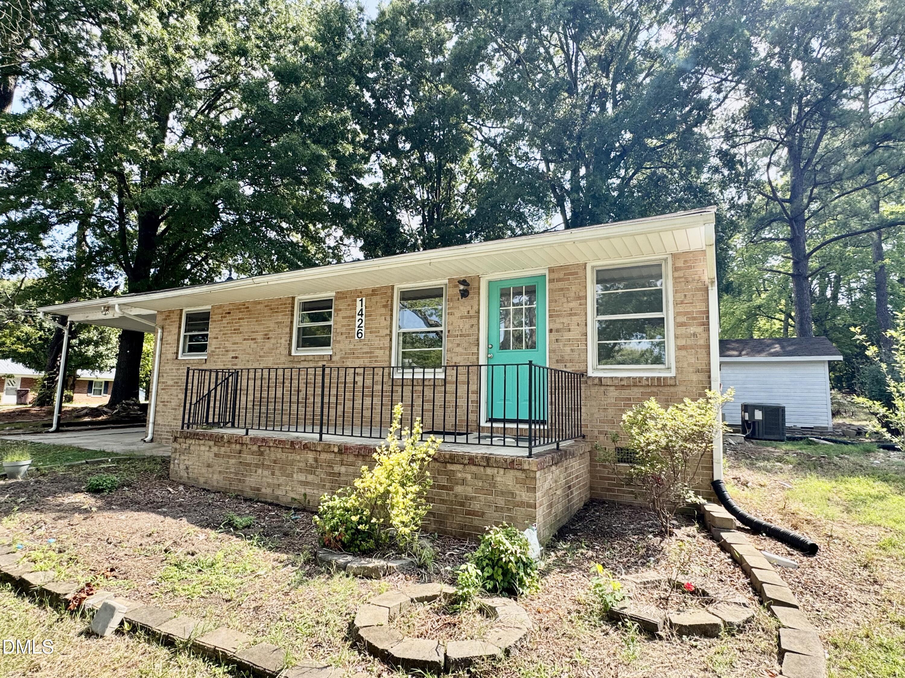 main property photo 13