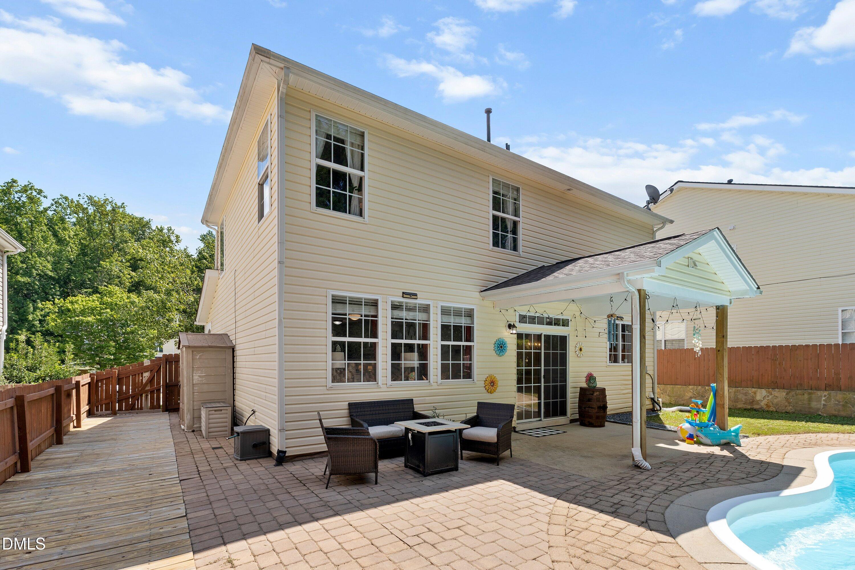 main property photo 42