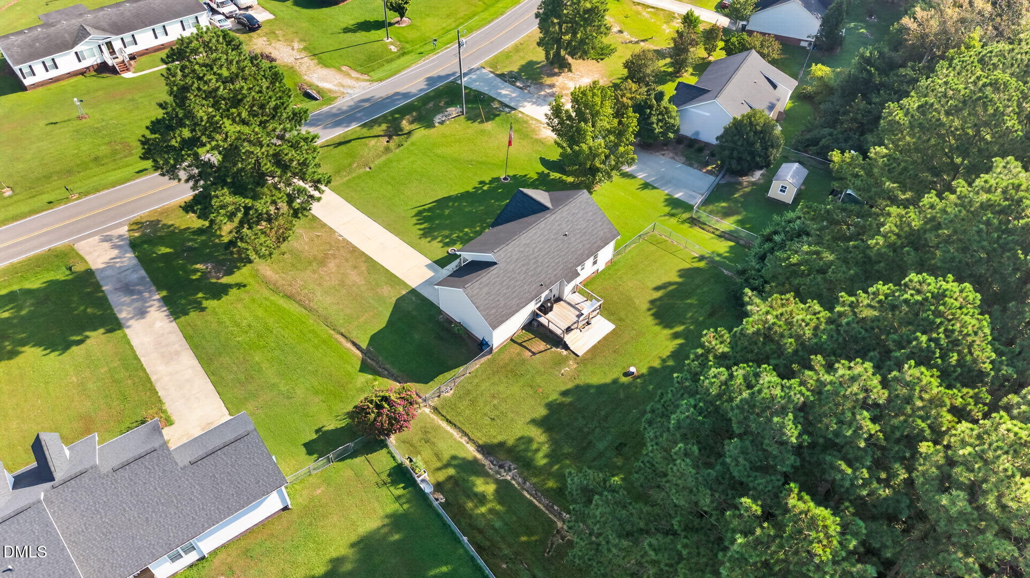 main property photo 34