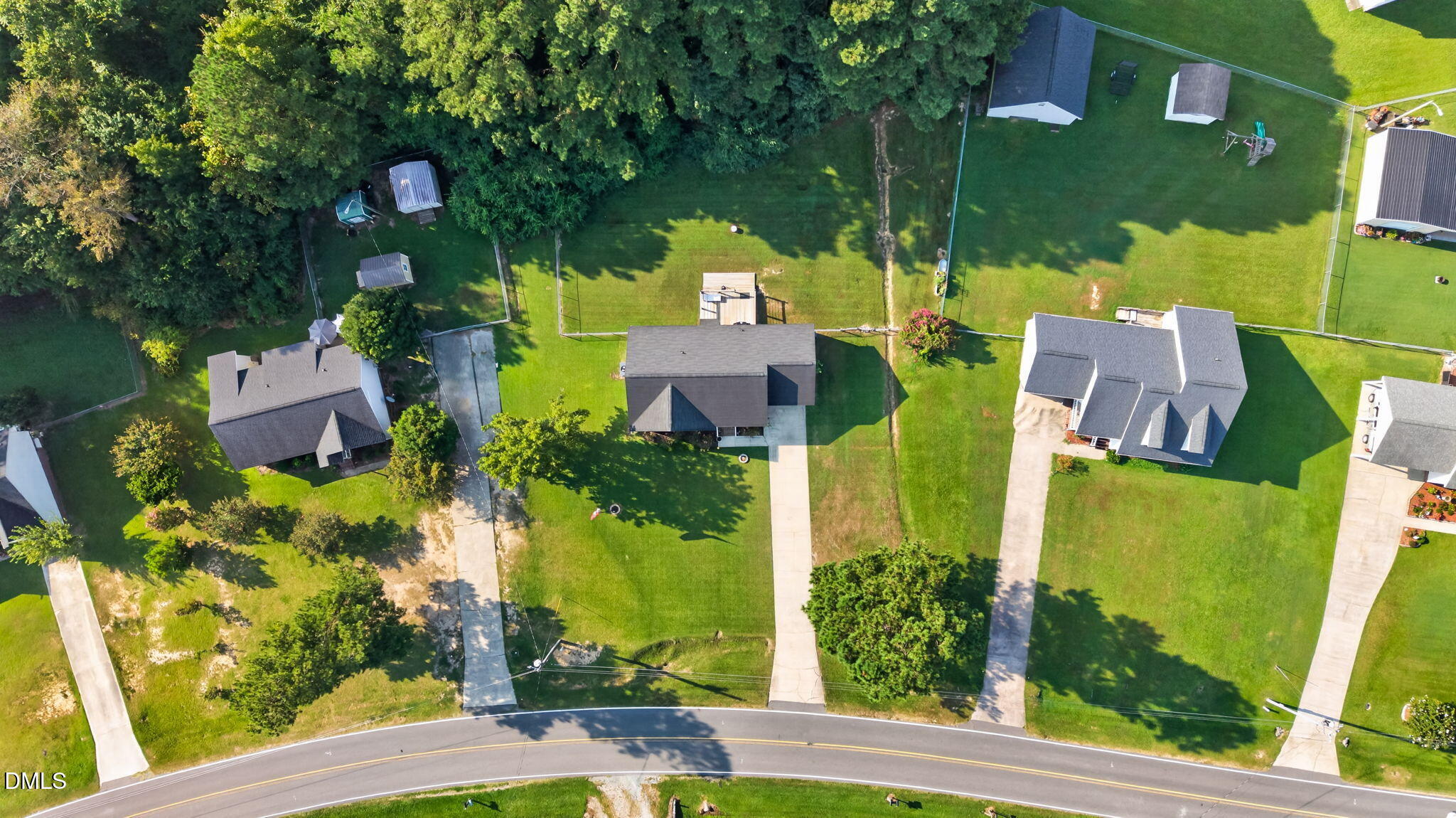 main property photo 35