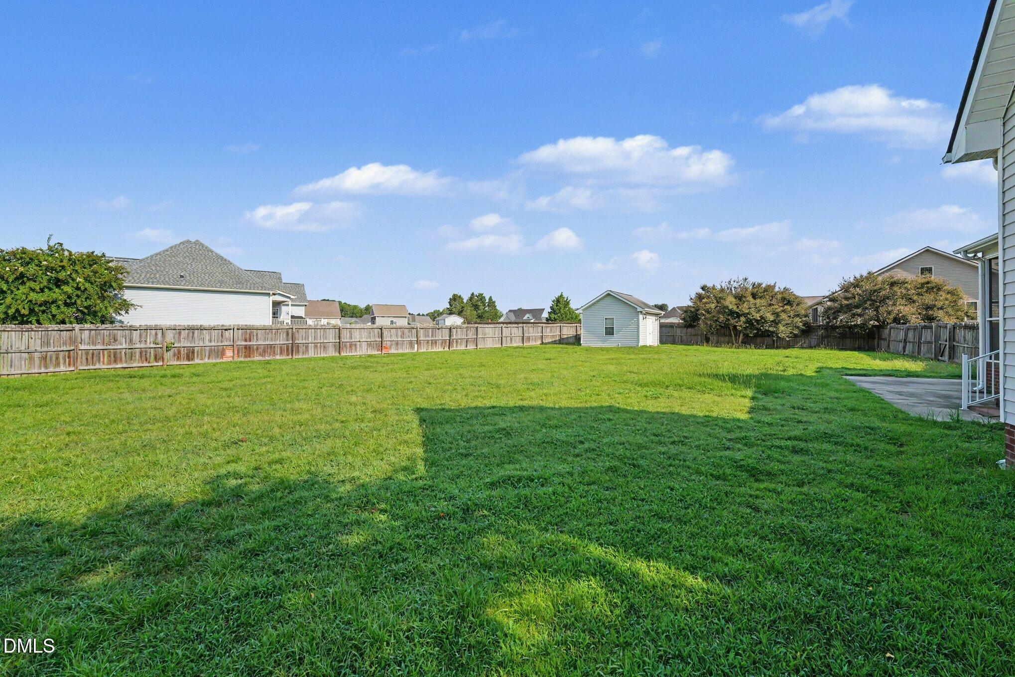 main property photo 16