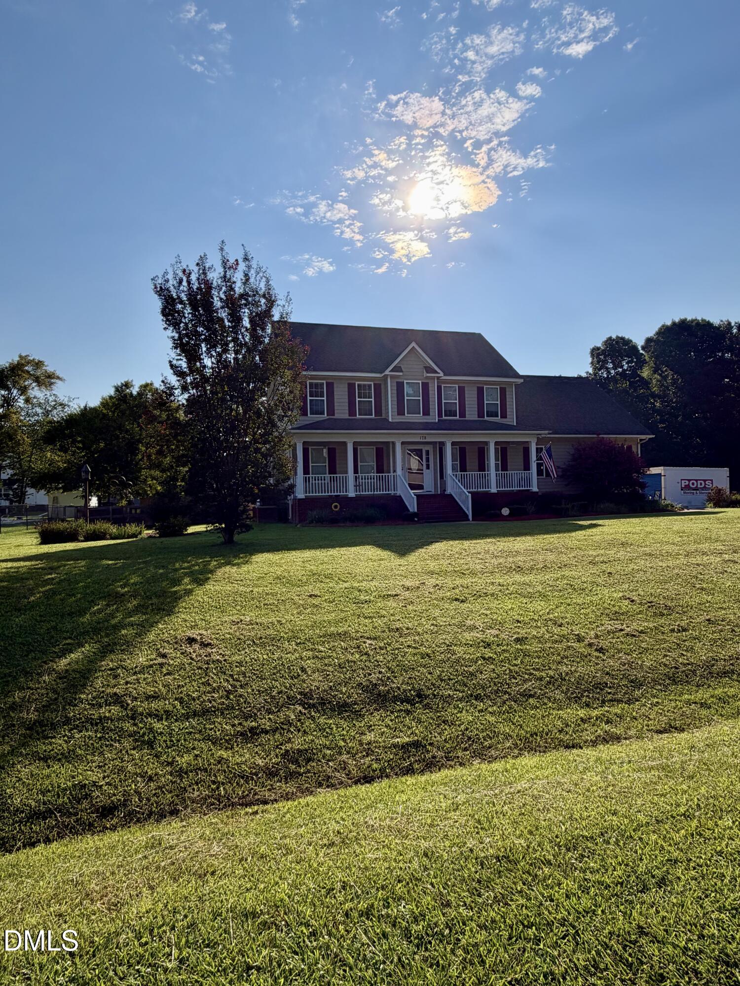 main property photo 2
