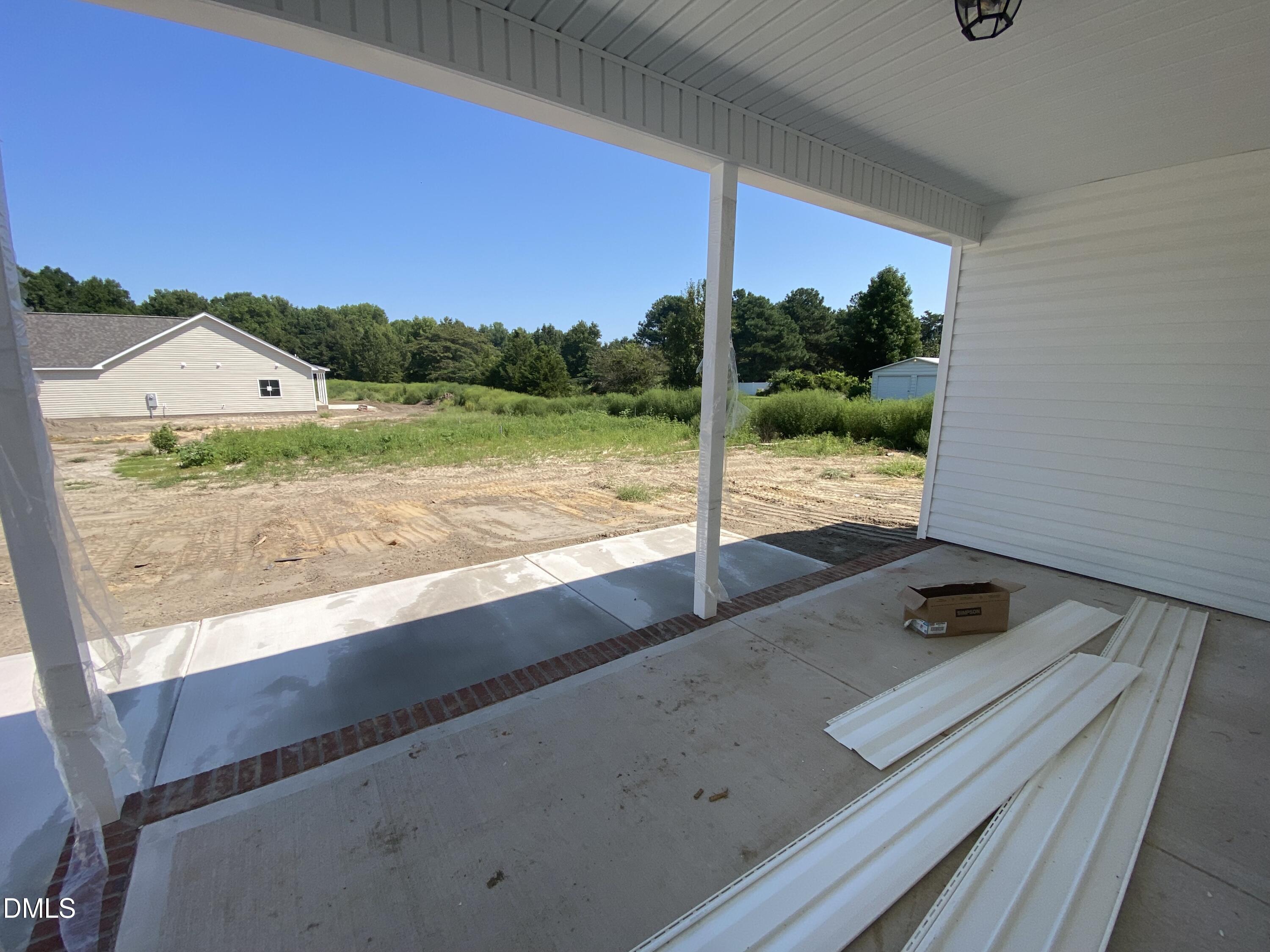 main property photo 17