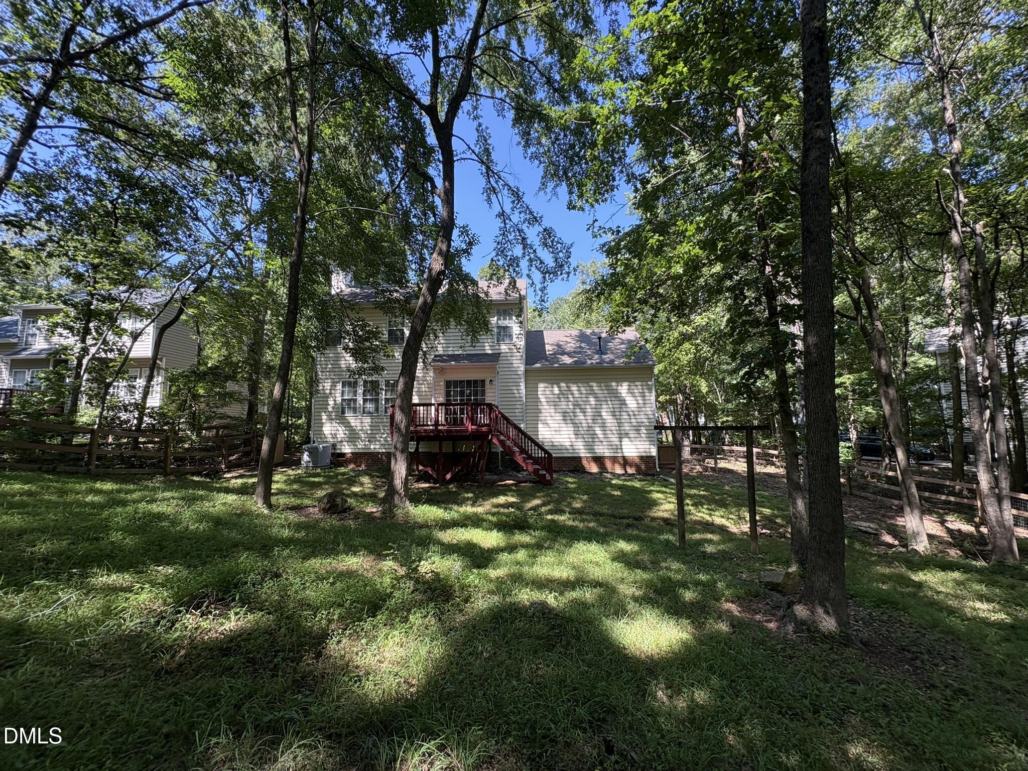 main property photo 41