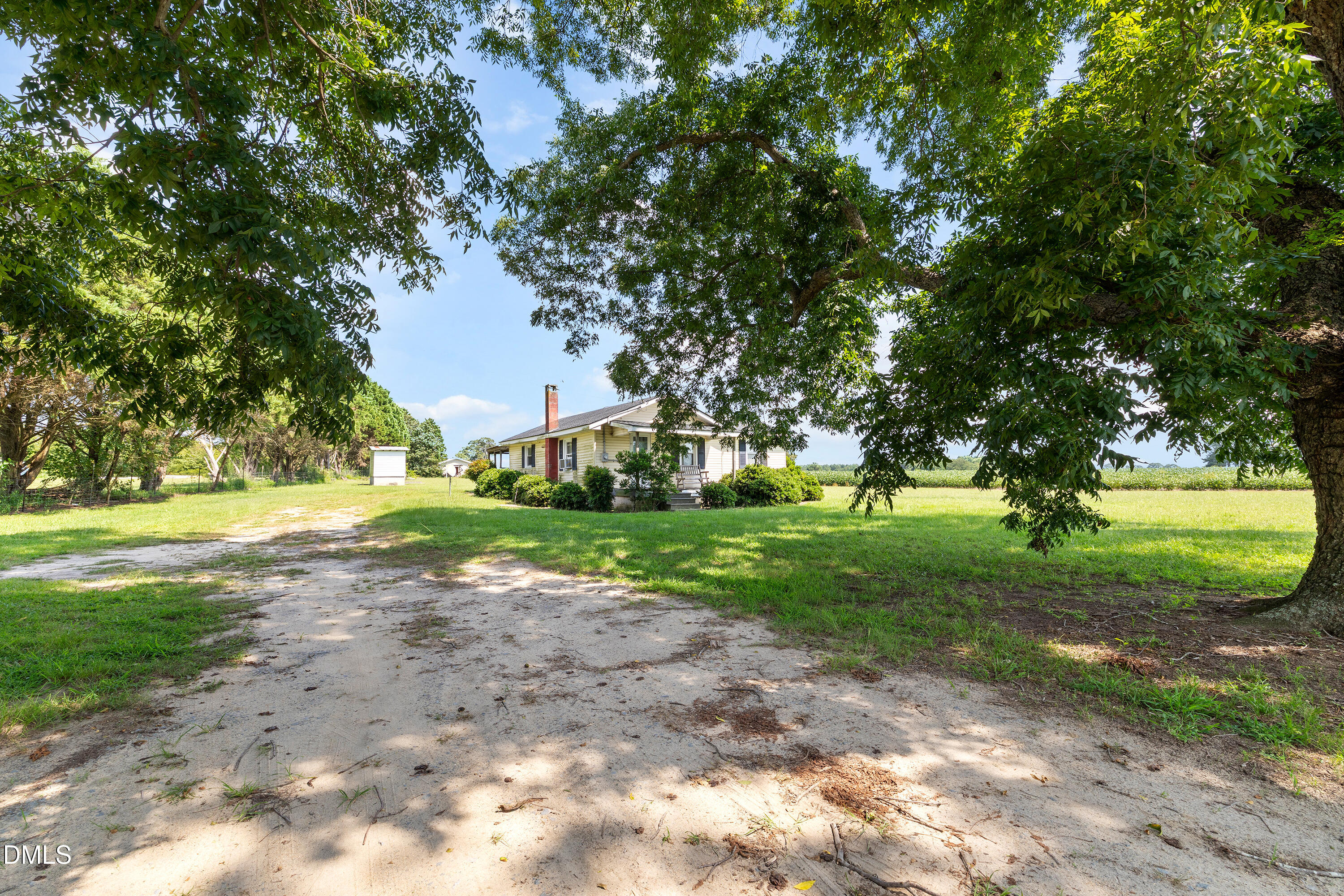 main property photo 3