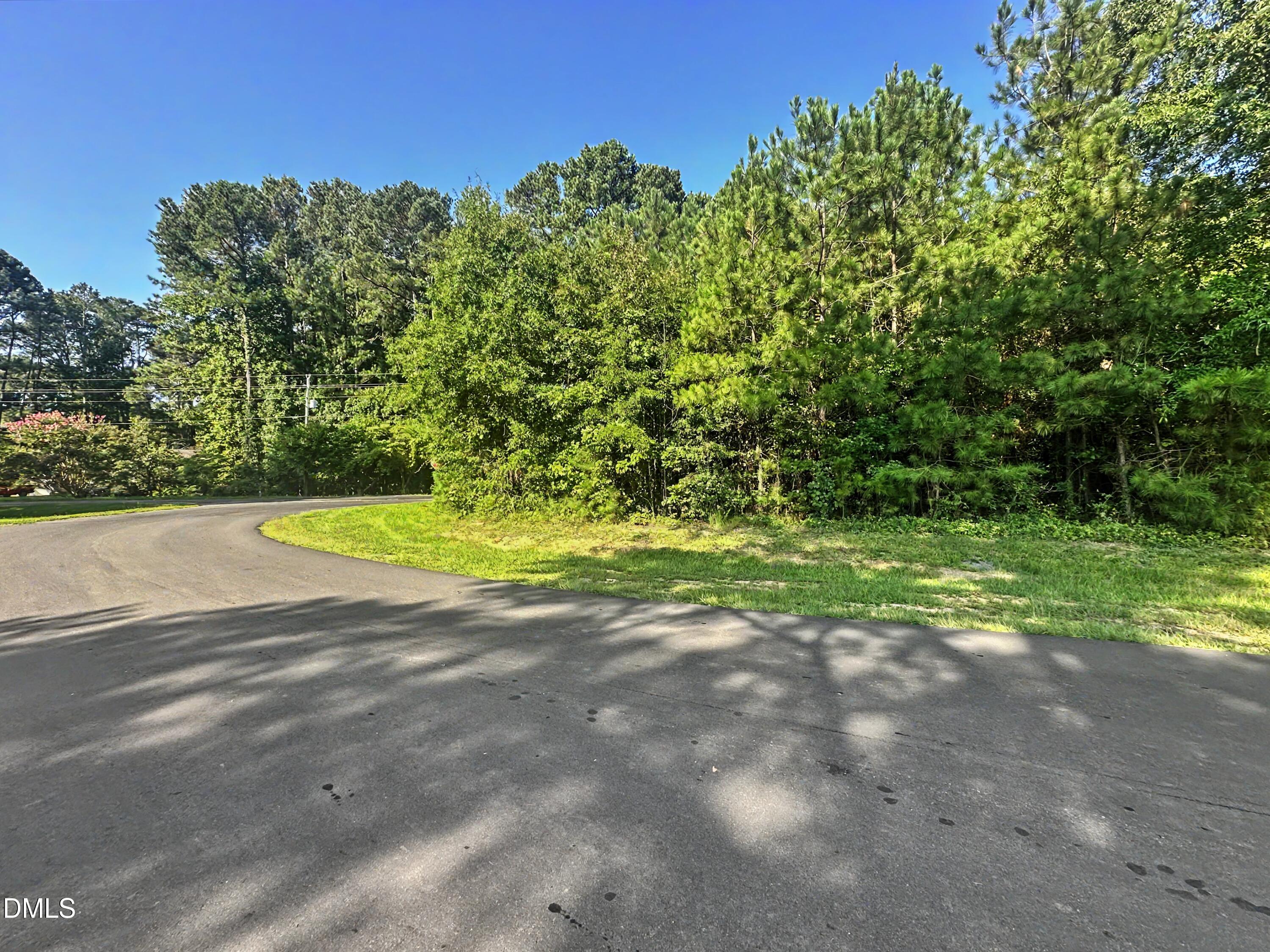 main property photo 11