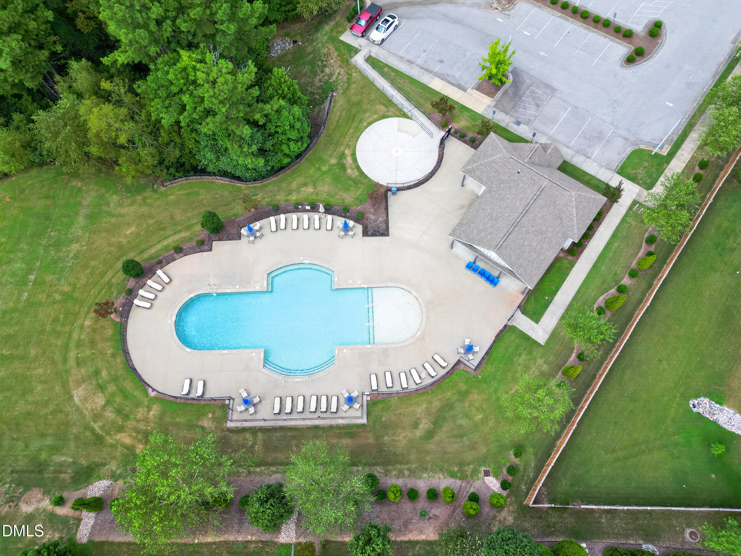 main property photo 60