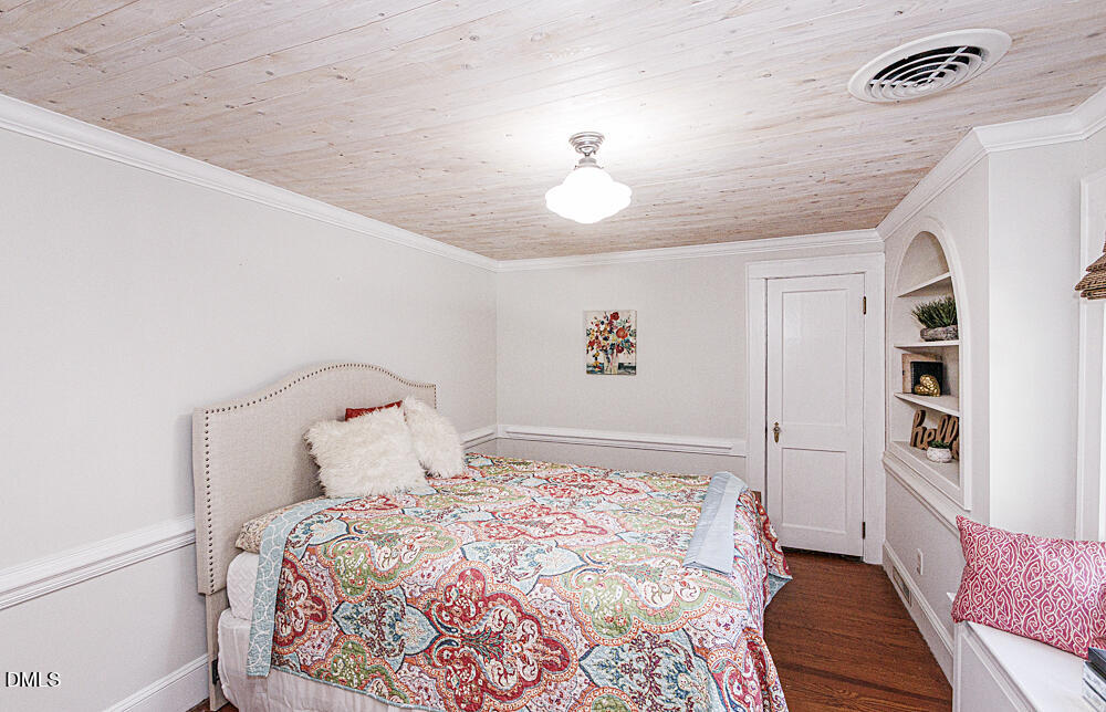main property photo 60