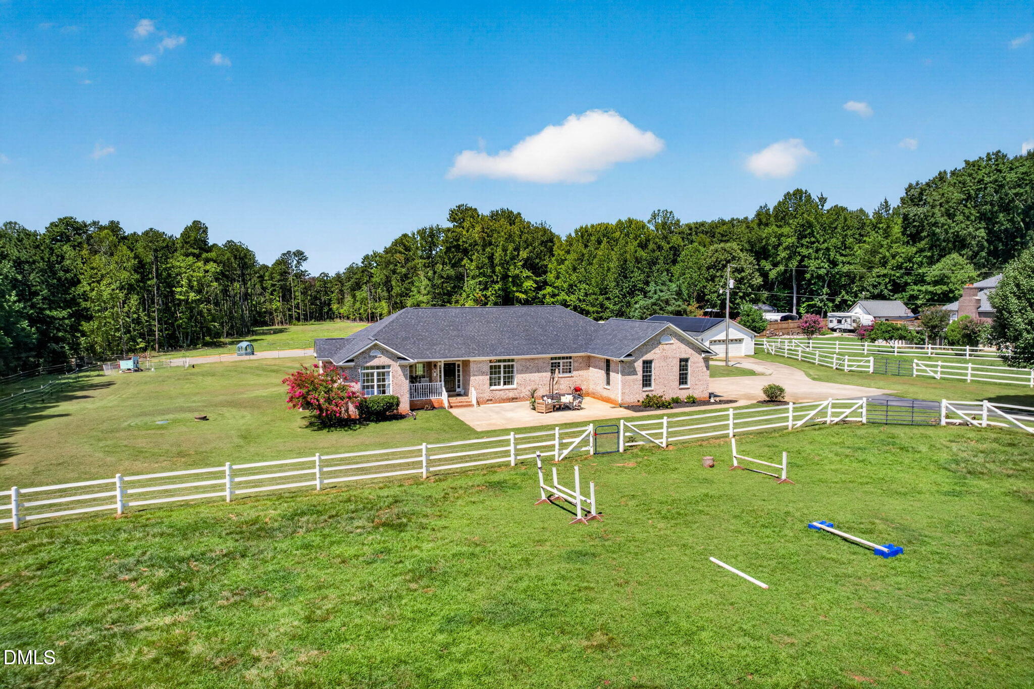 main property photo 45