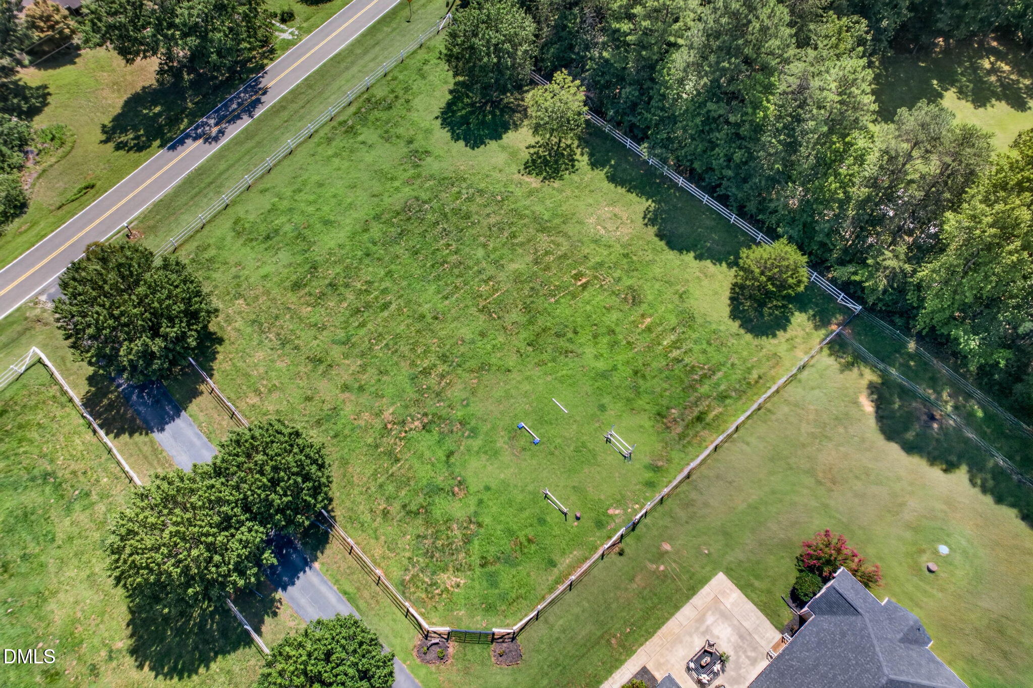 main property photo 48