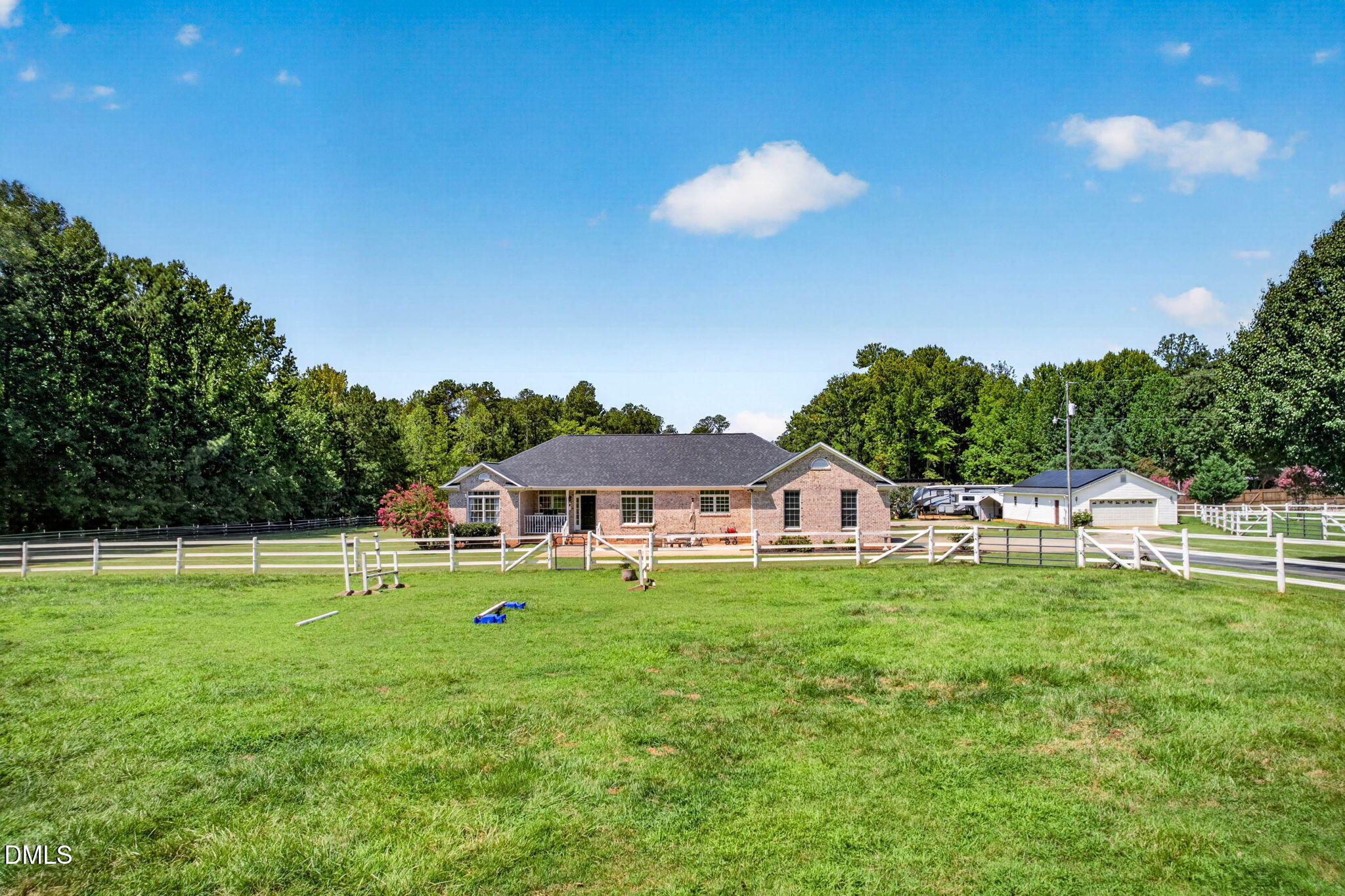 main property photo 49