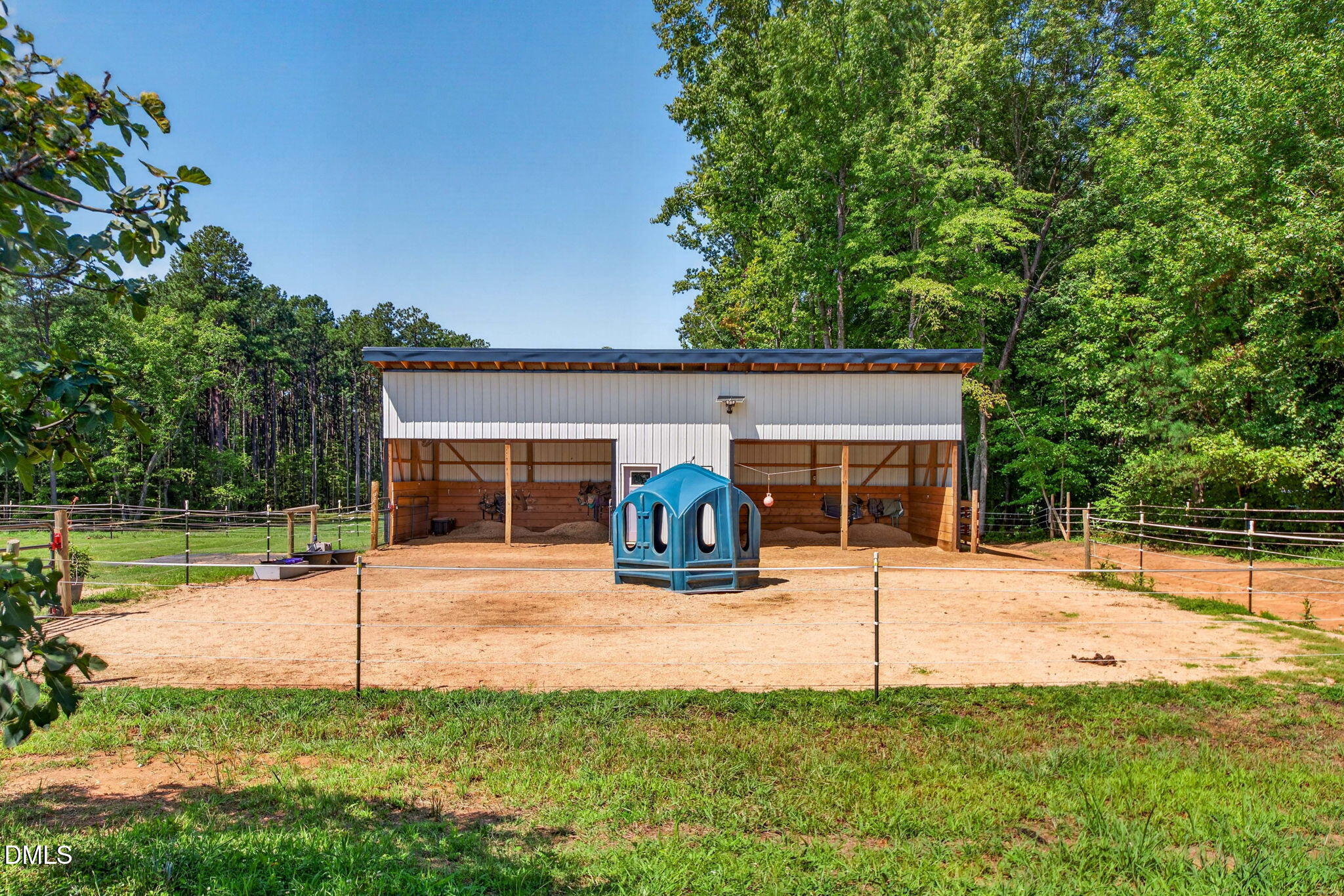main property photo 57