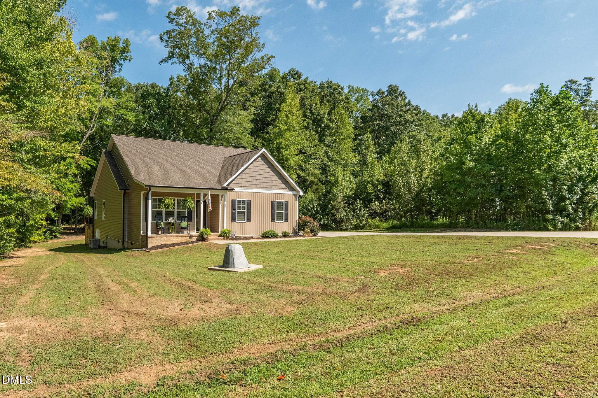 main property photo 7