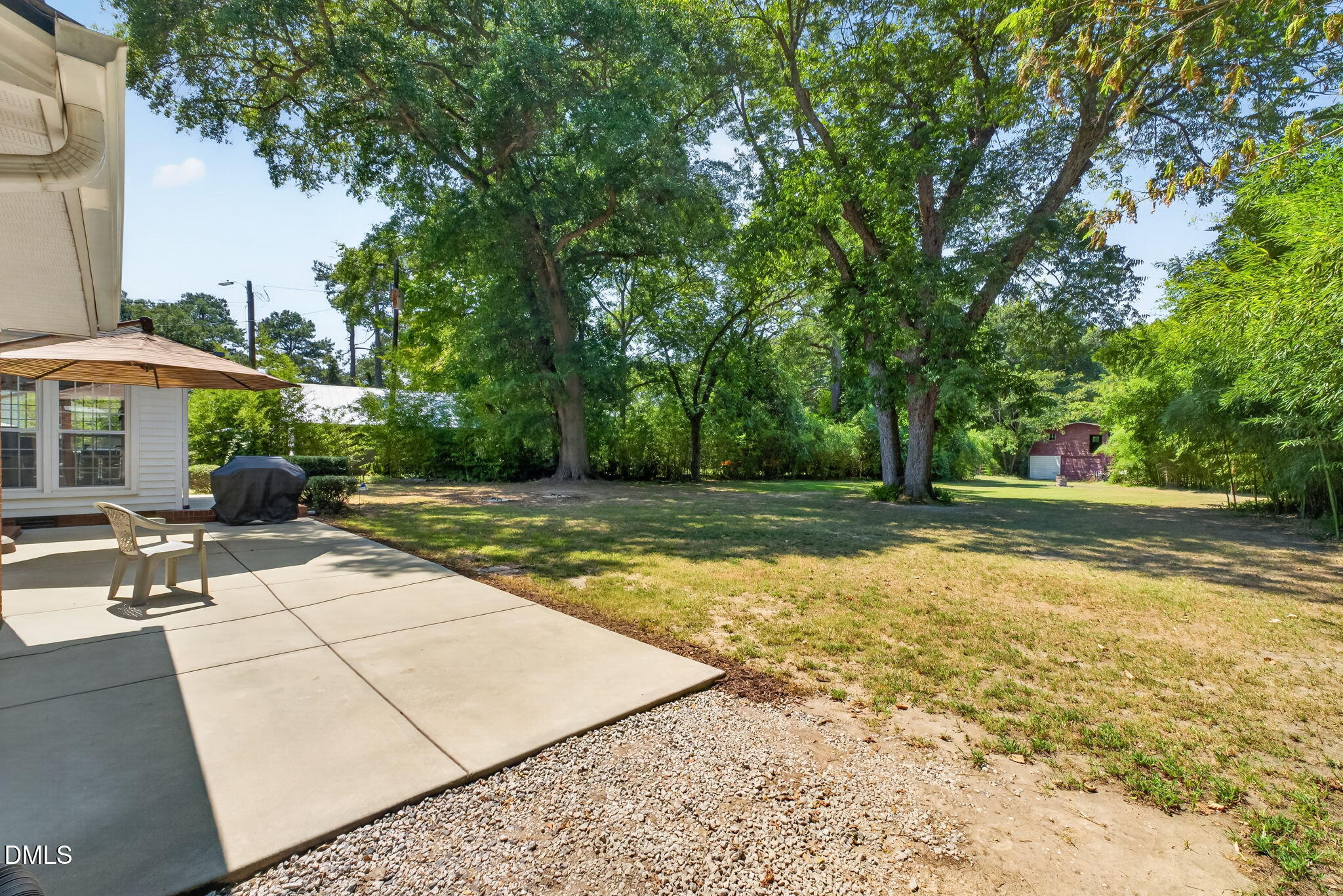 main property photo 35