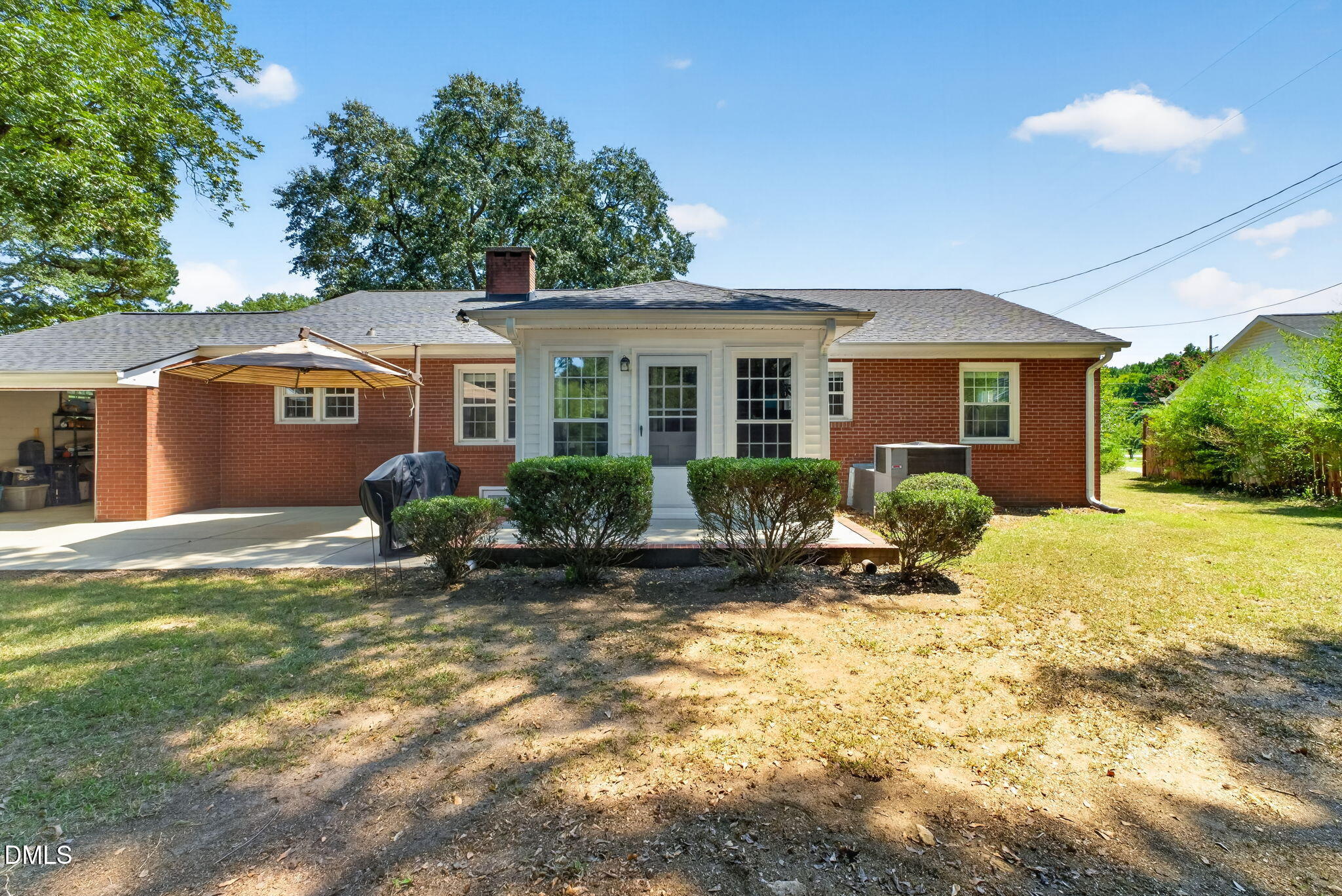 main property photo 37