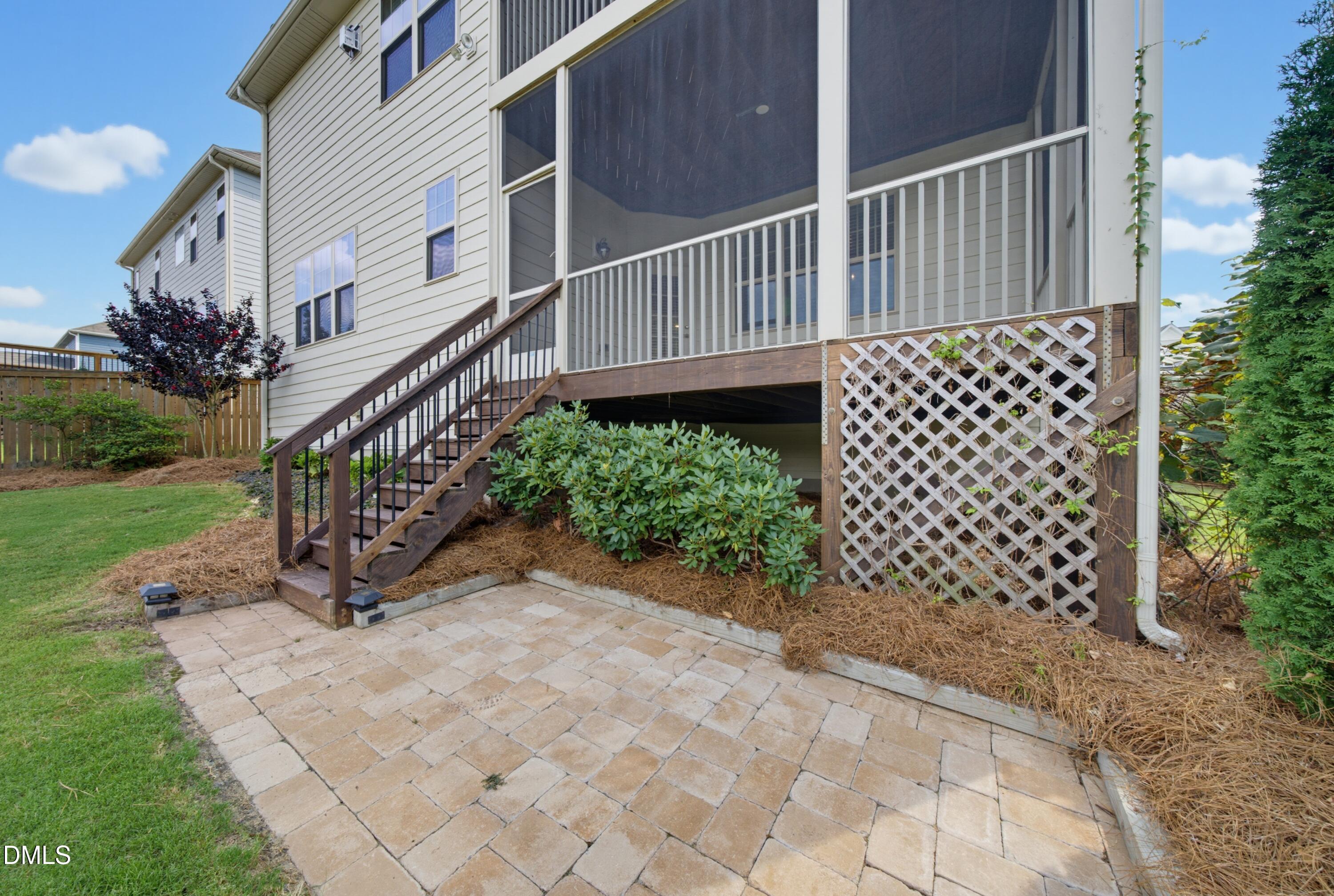main property photo 42