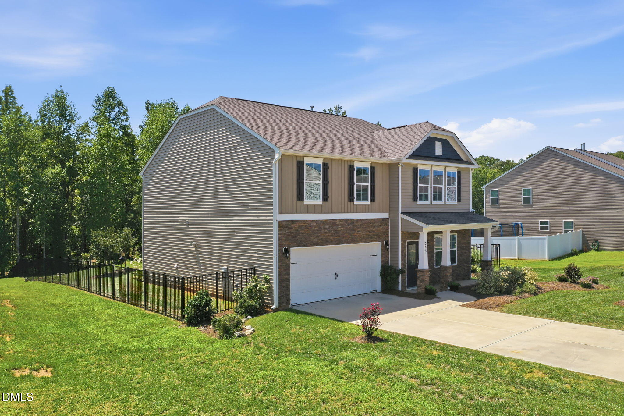 main property photo 54