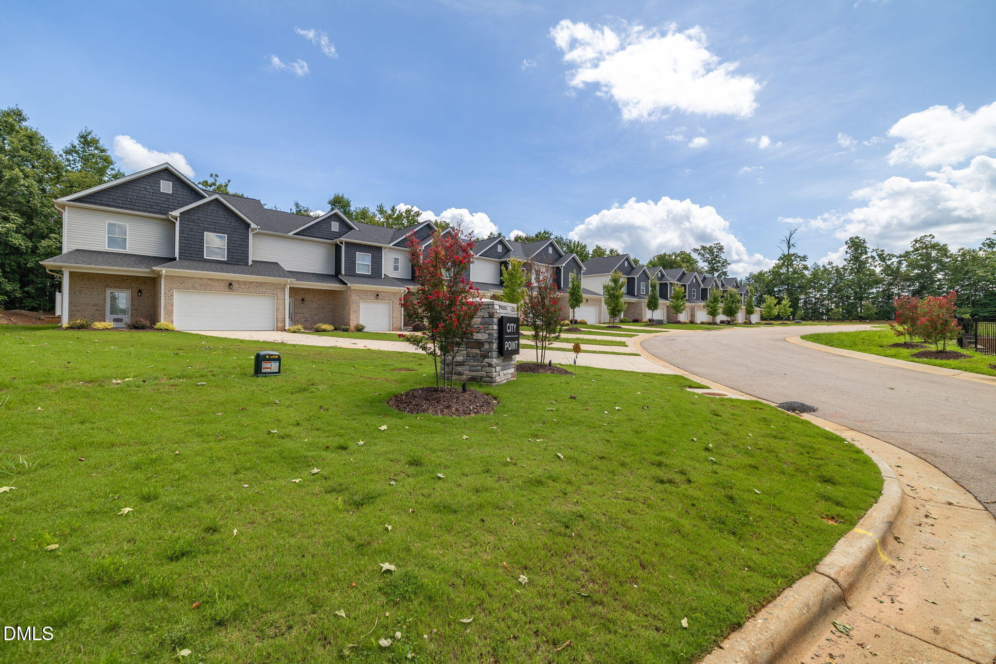 main property photo 50
