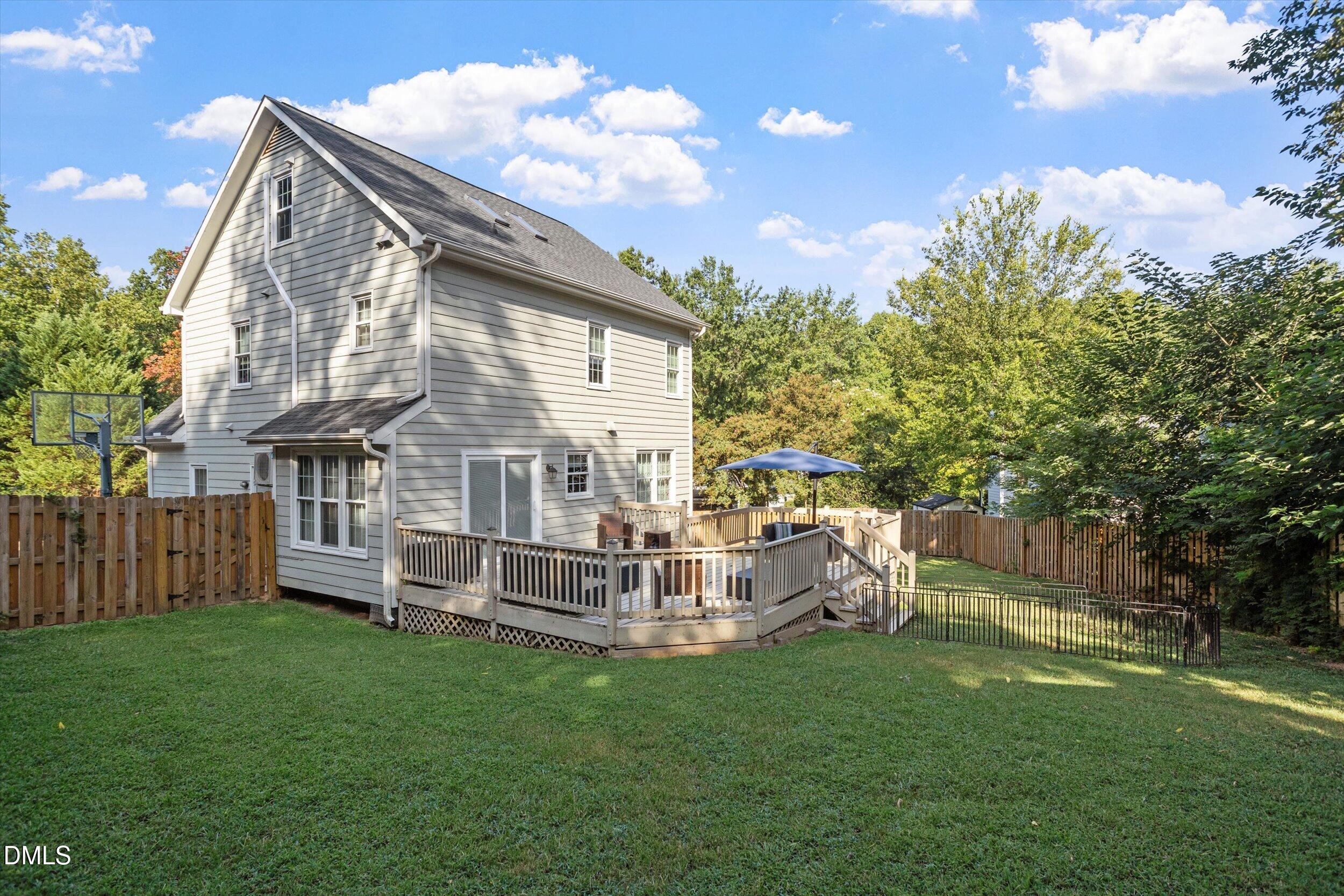 main property photo 29