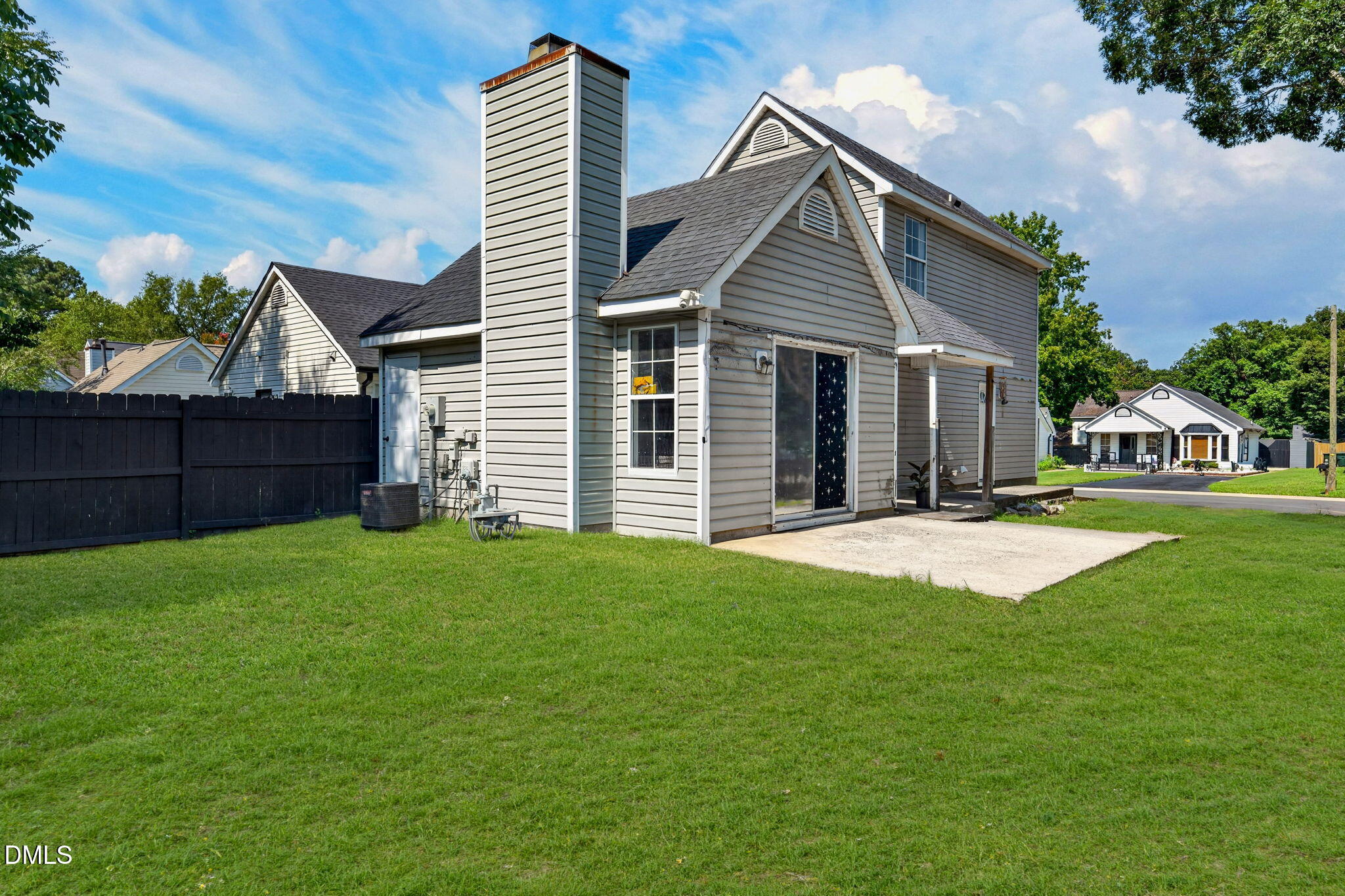 main property photo 4