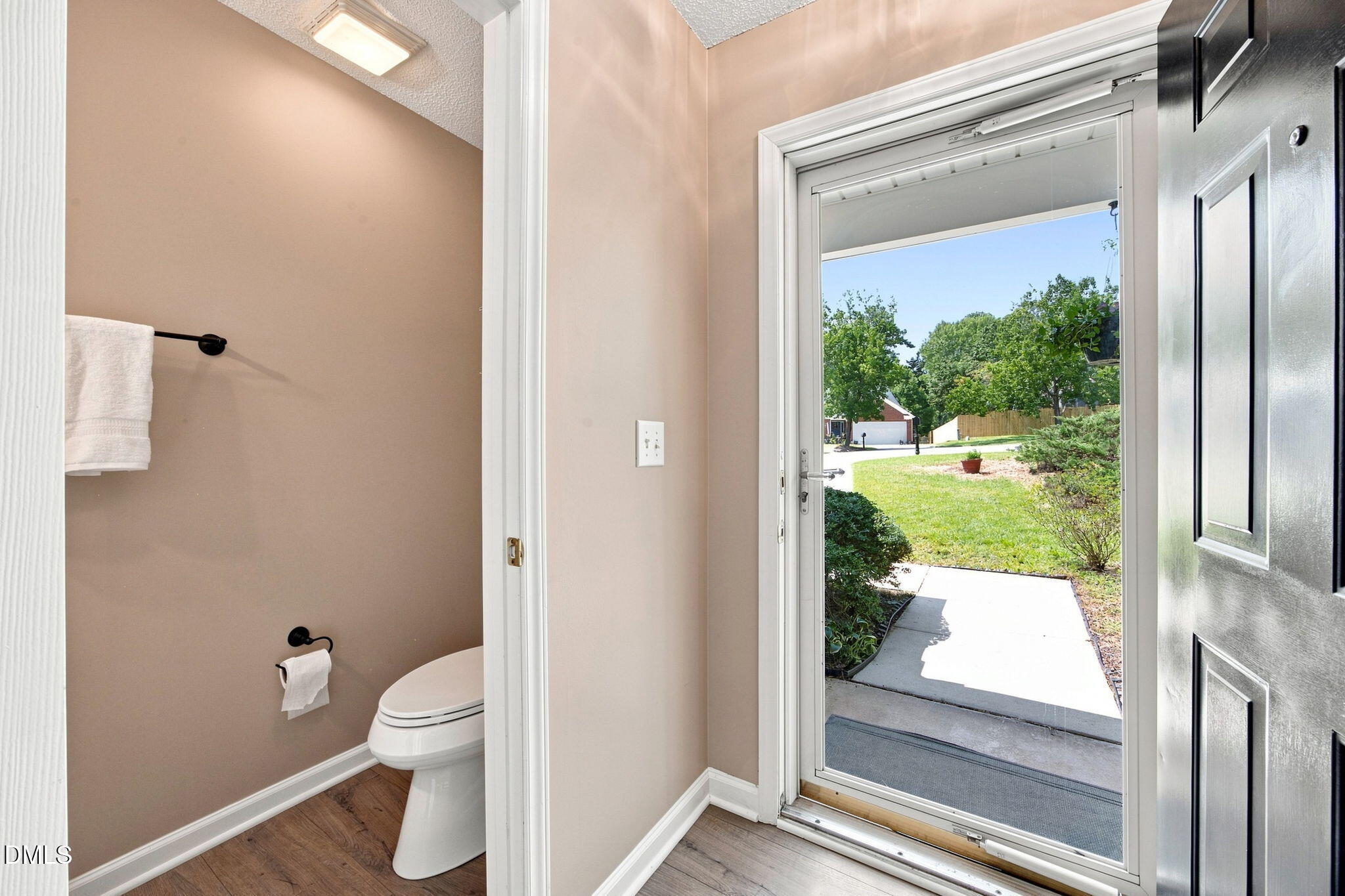 main property photo 10