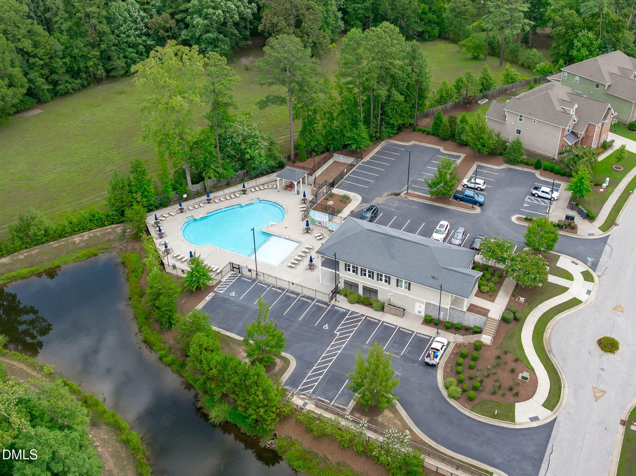 main property photo 49