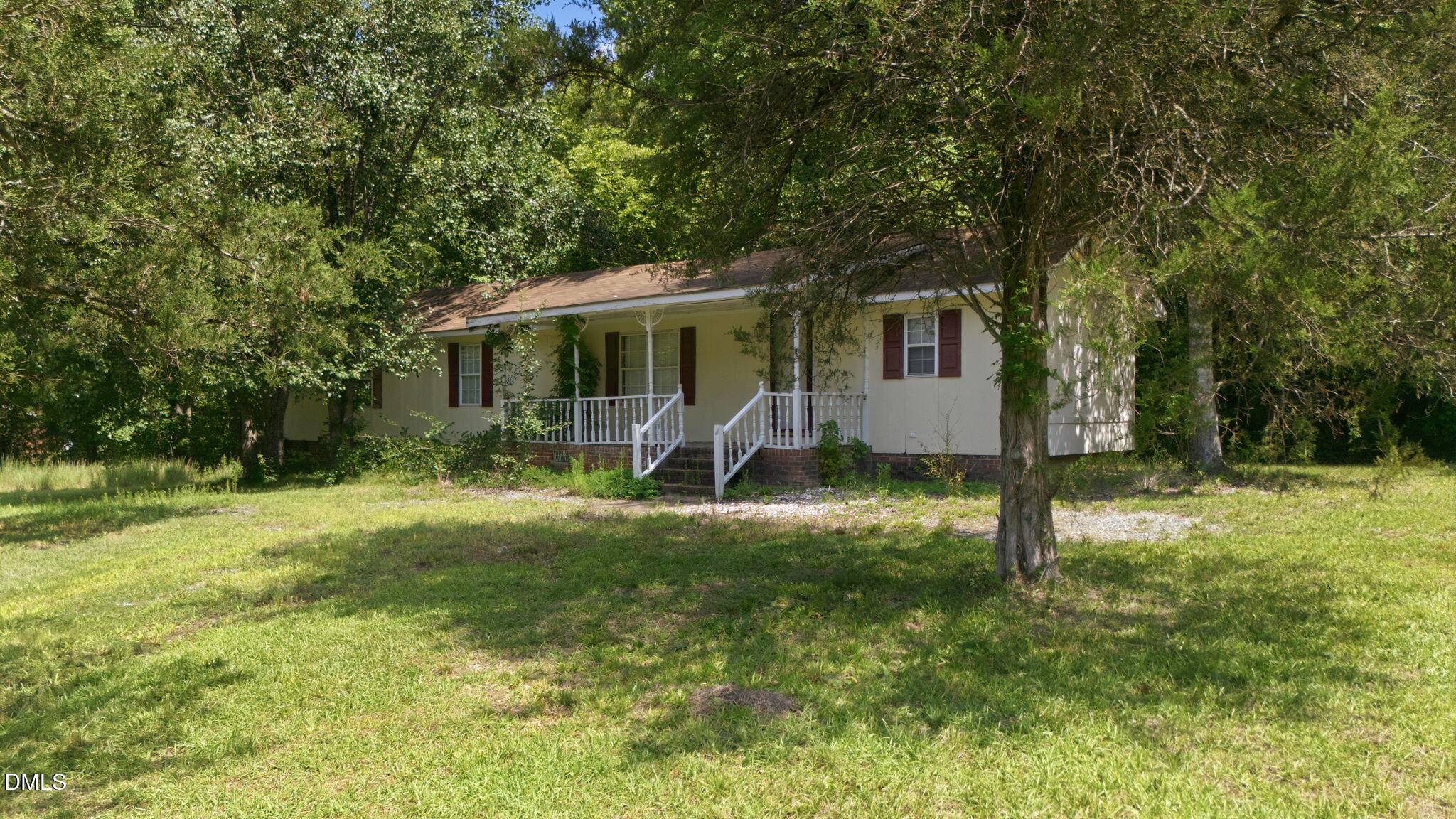 main property photo 31