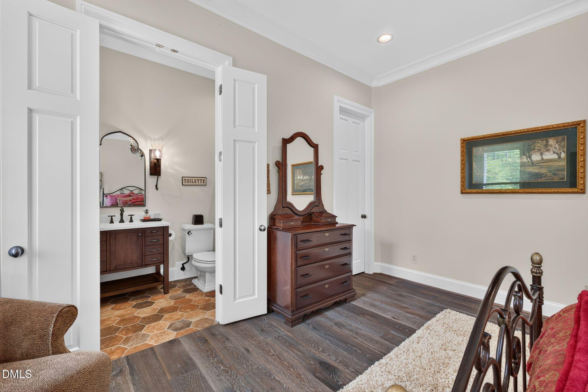 main property photo 60