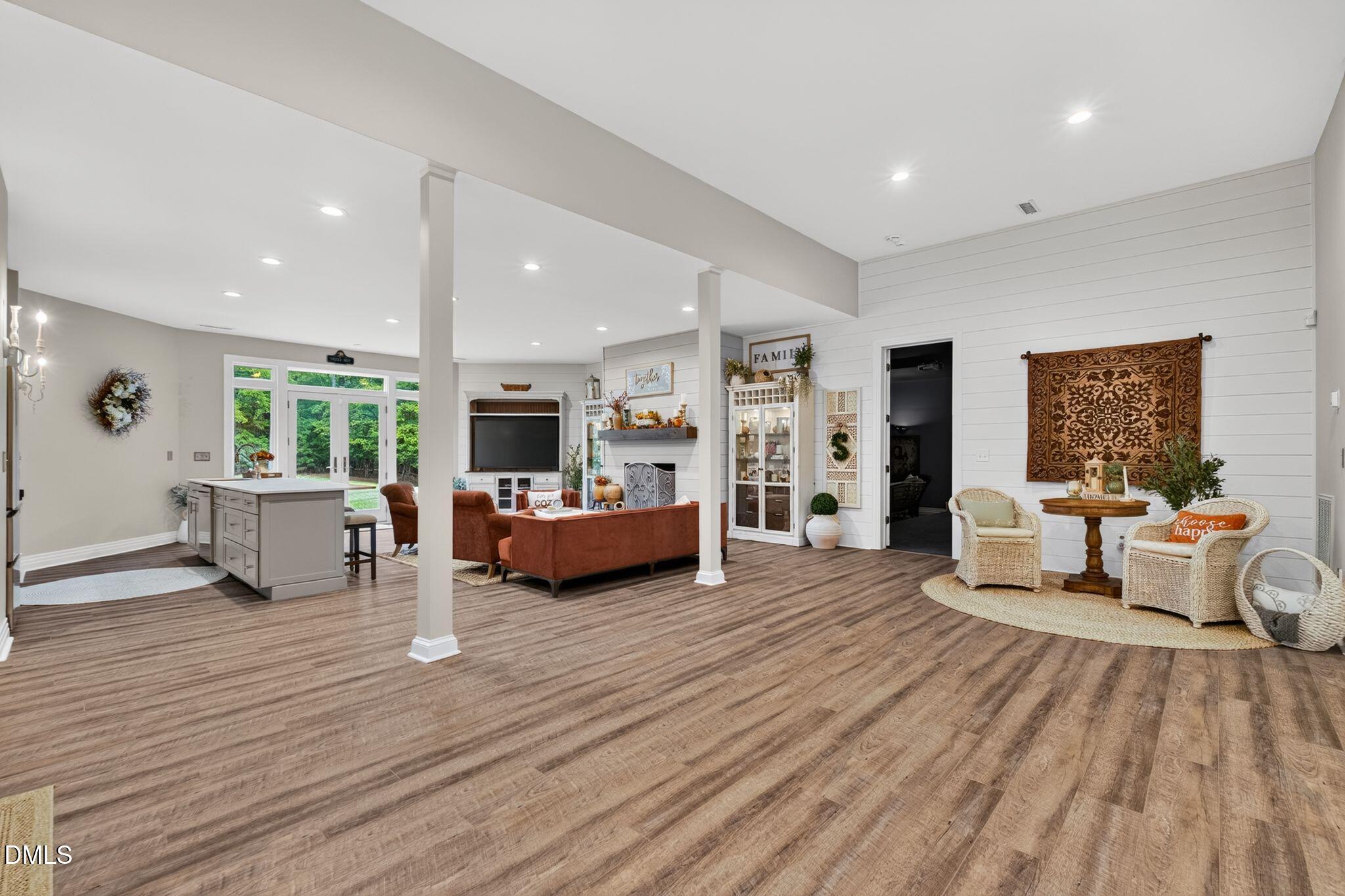 main property photo 76